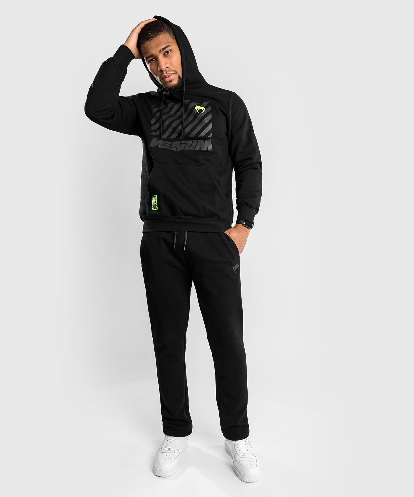 Venum Stripes Kapuzen-Sweatshirt - Schwarz