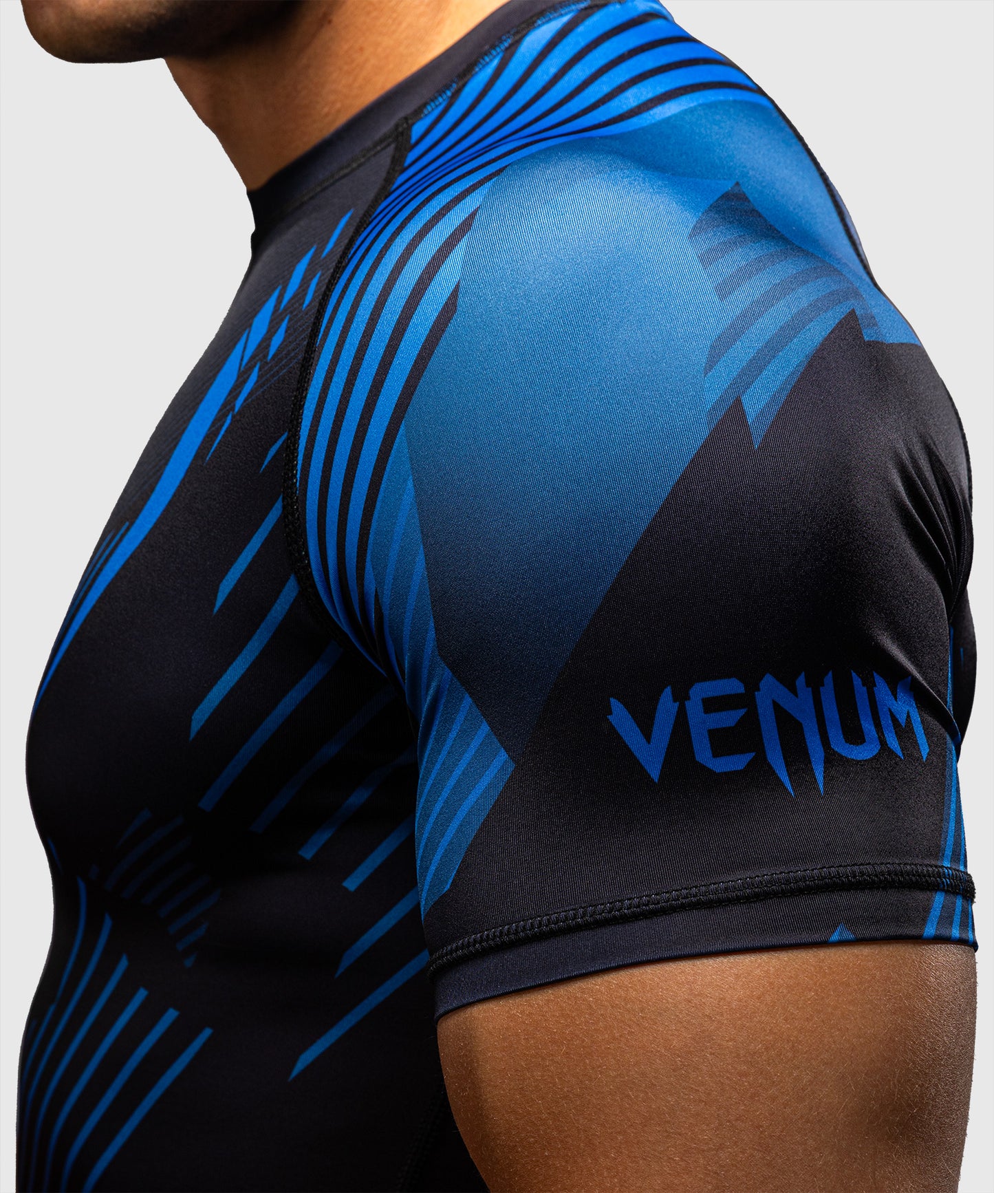Venum No-Gi 6.0 Short Sleeve Rashguard - Black/Blue
