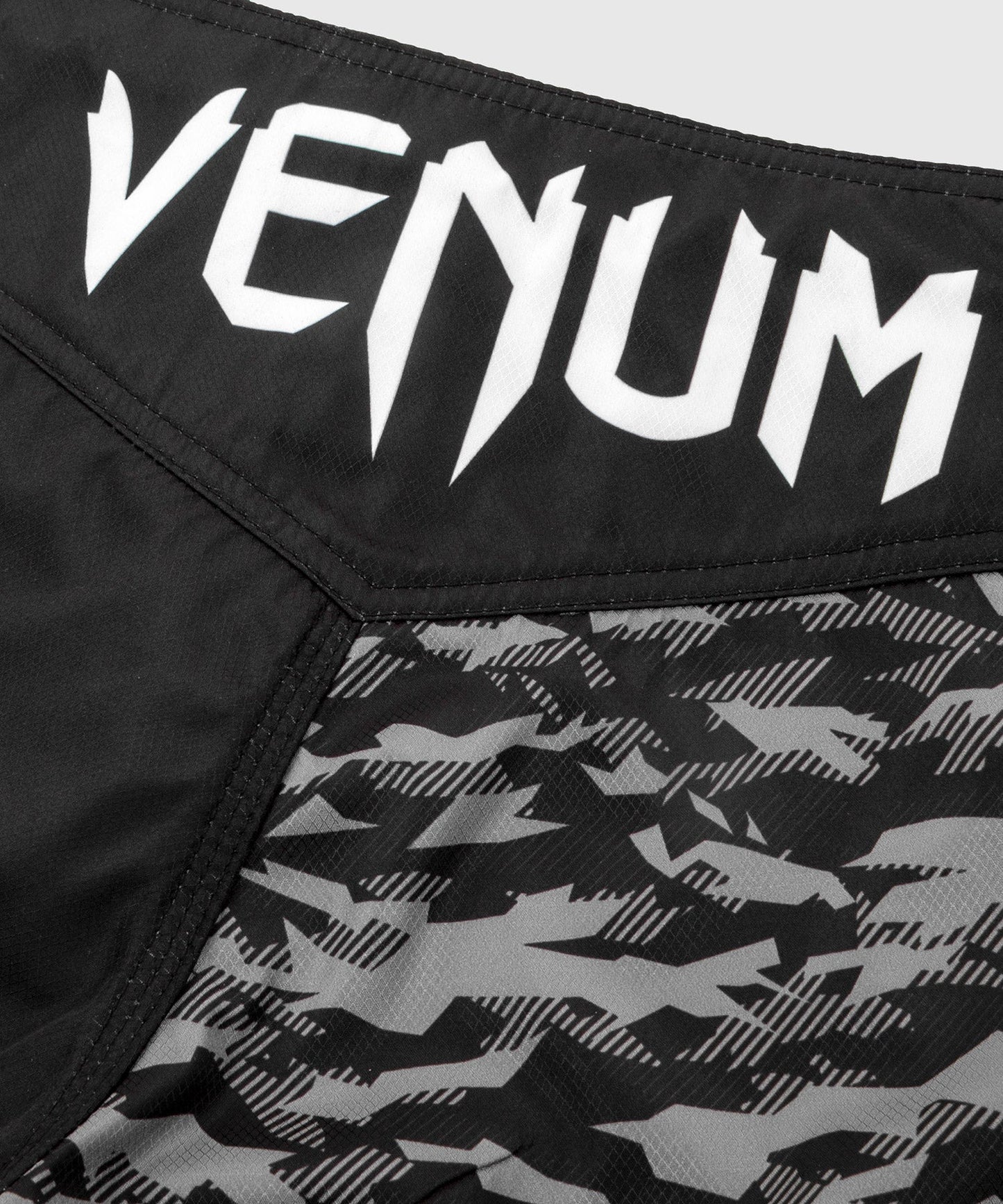 Fightshort Venum Light 3.0 - Noir/Urban Camo
