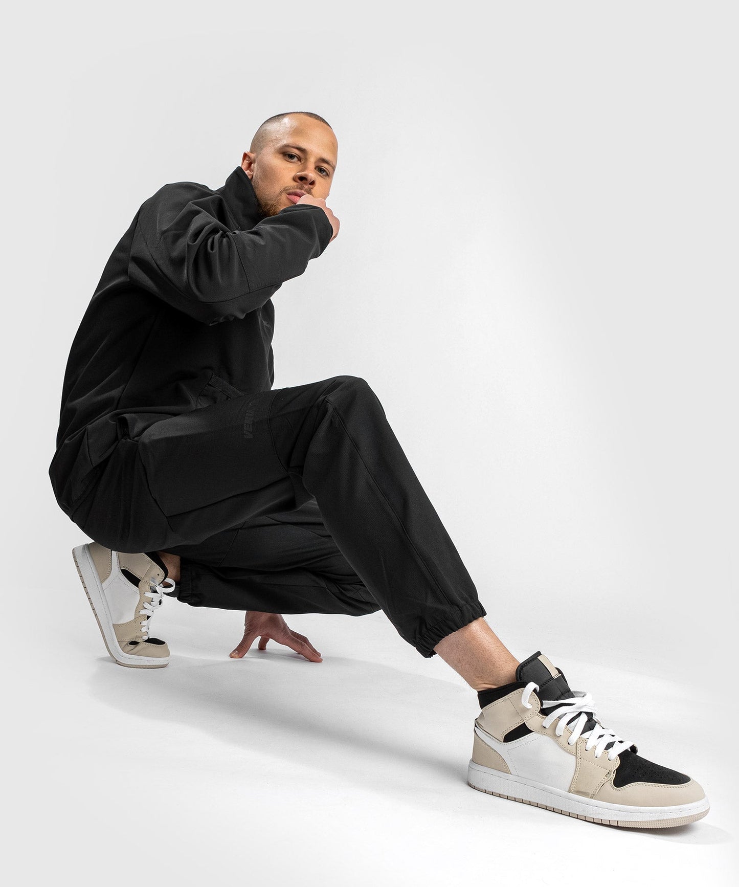 Venum Altitude Jogging Pants - Black