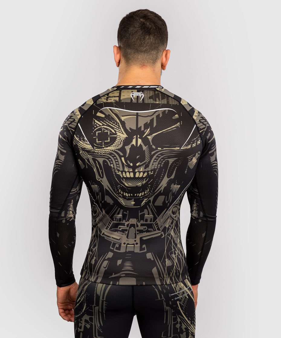 Venum Invader Long Sleeve Rashguard - Black/Sand