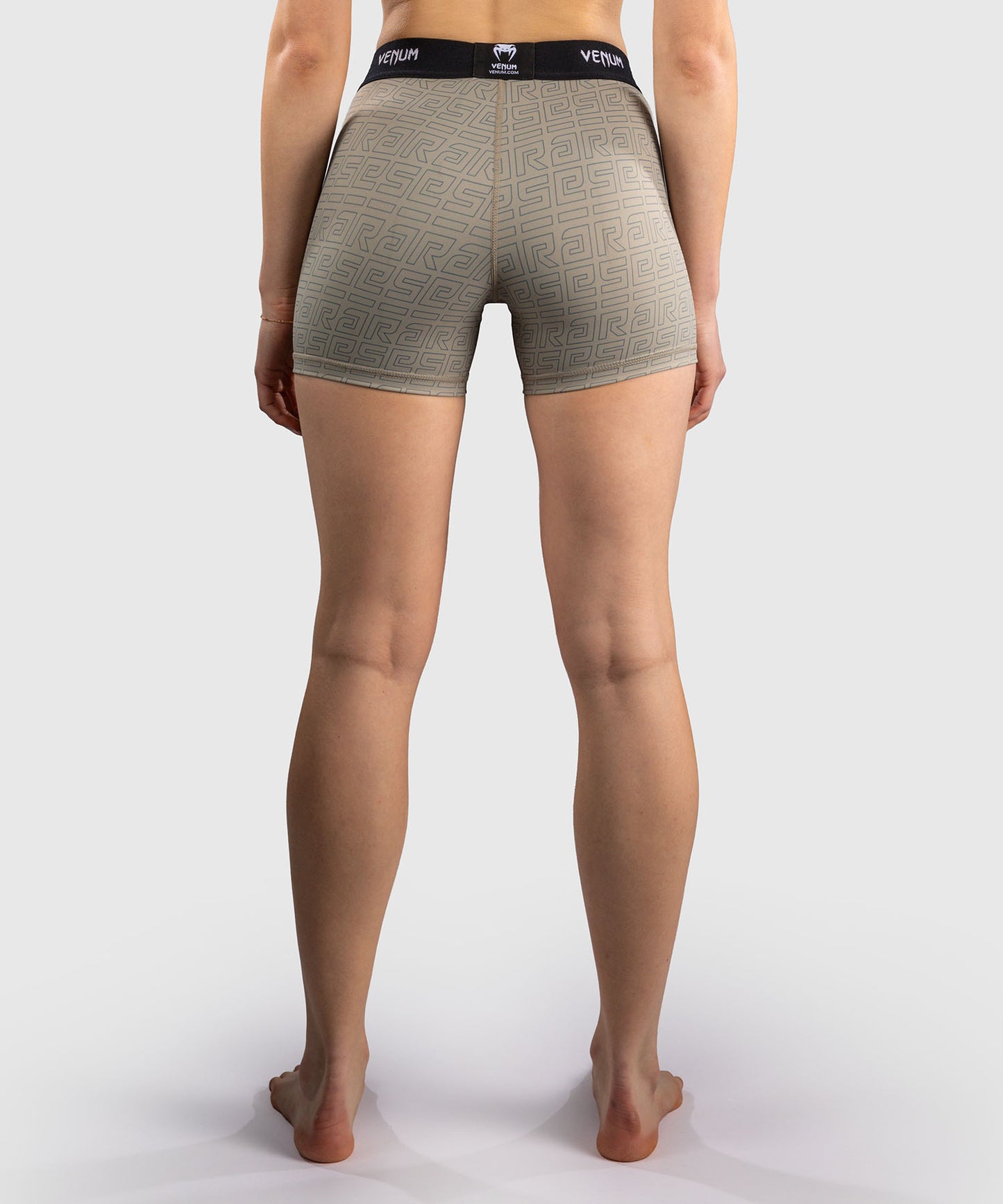 Venum x Ares 2.0 Pantaloncini da Allenamento da Donna – Sabbia