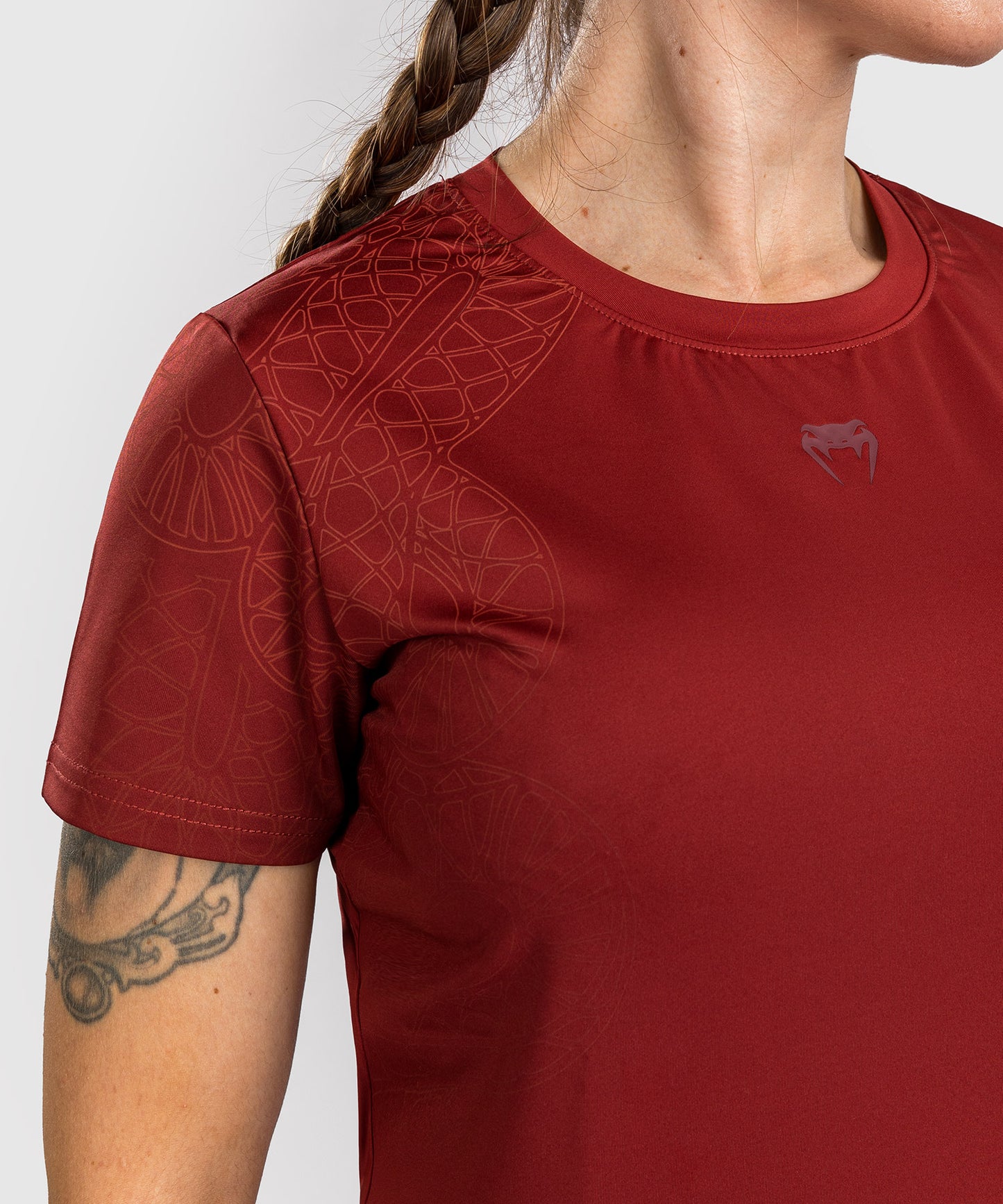 Venum Serpenti Camiseta Dry-Tech para Mujer – Burdeos/Marfil