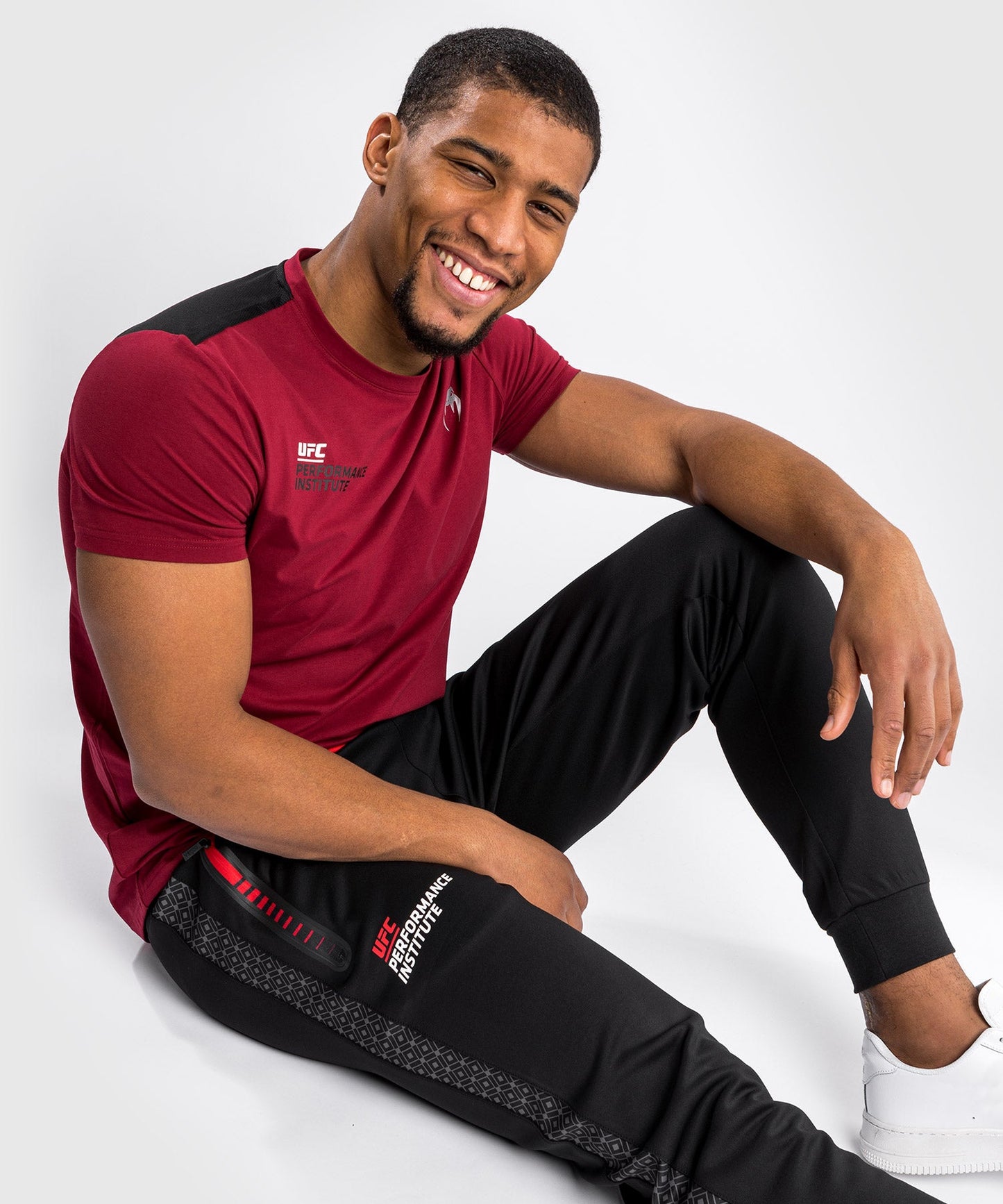 Venum Performance Institute UFC Jogging Pants - Black/Red
