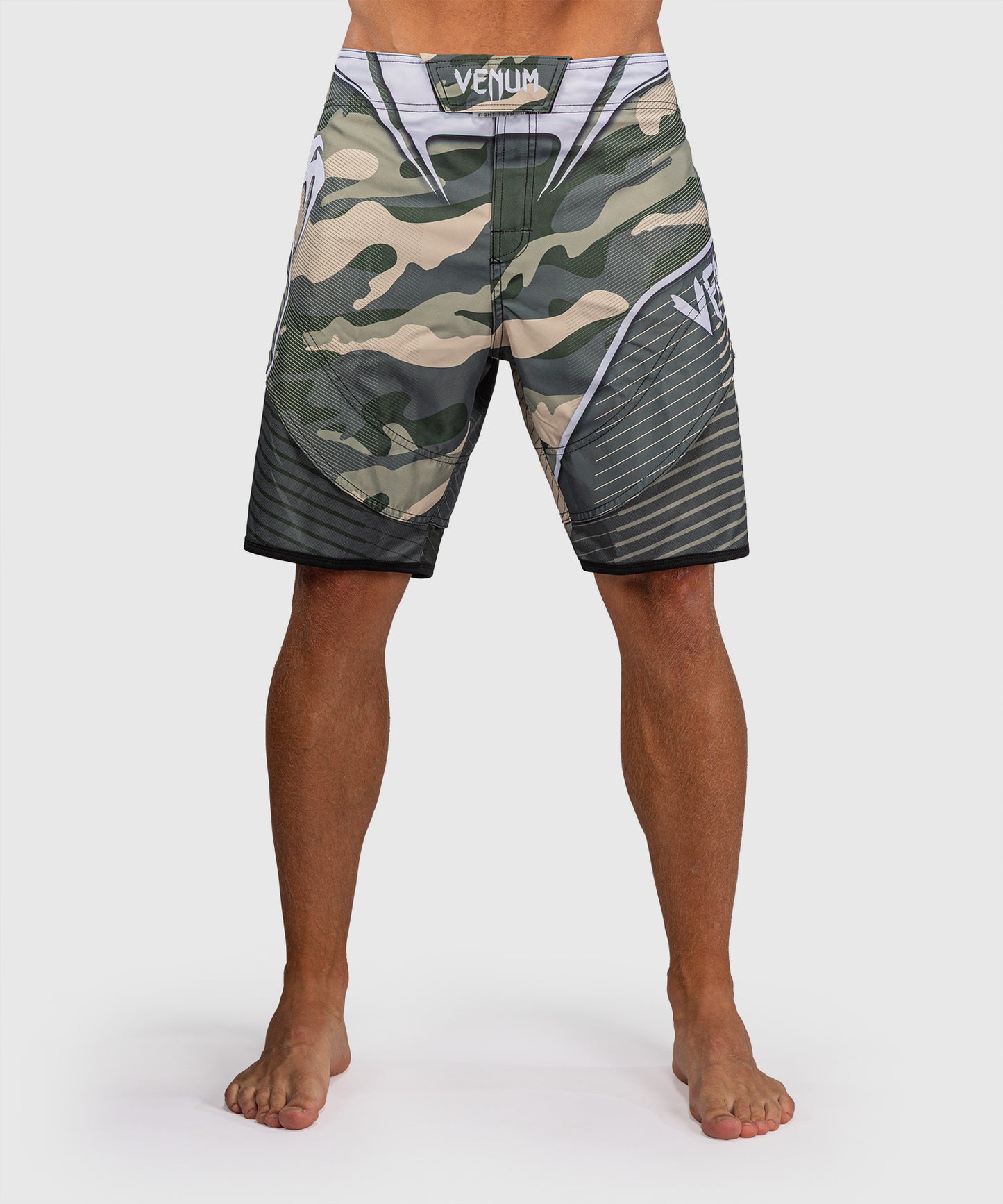 Venum Camo Hero Fightshorts - Khaki/Cremeweiß