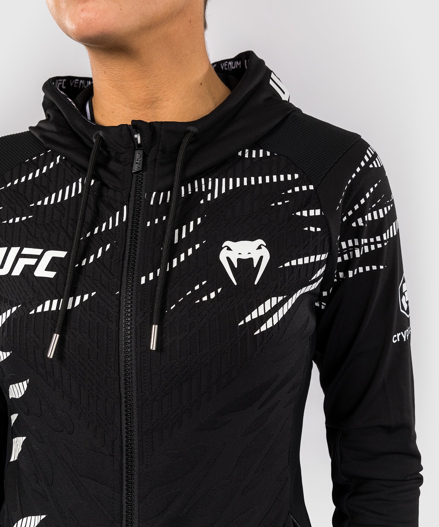 UFC Fusion by Venum Authentic Fight Night Damen Walkout Hoodie - Schwarz