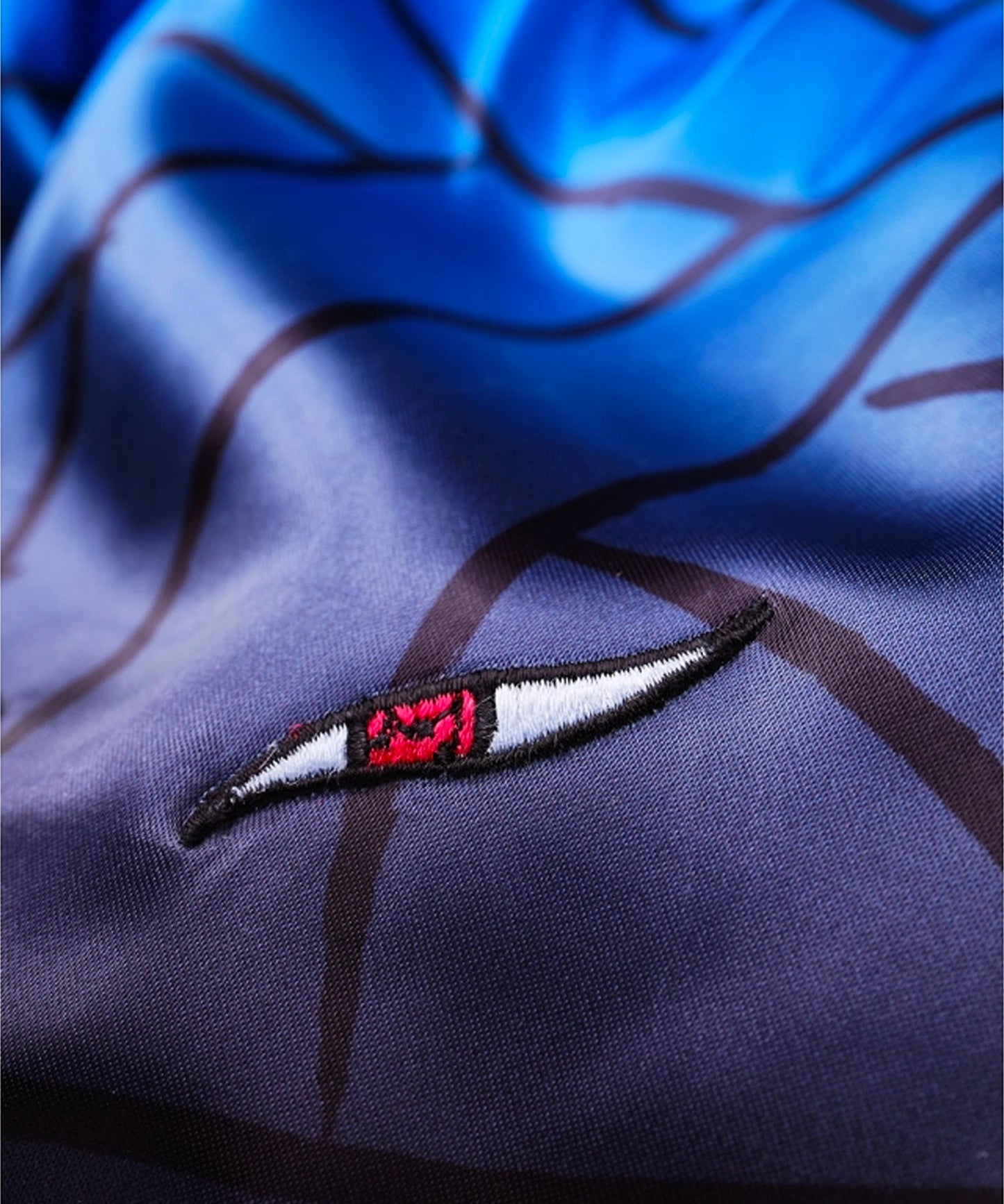 Elion X Naruto Sasuke Muay Thai Shorts - Blau