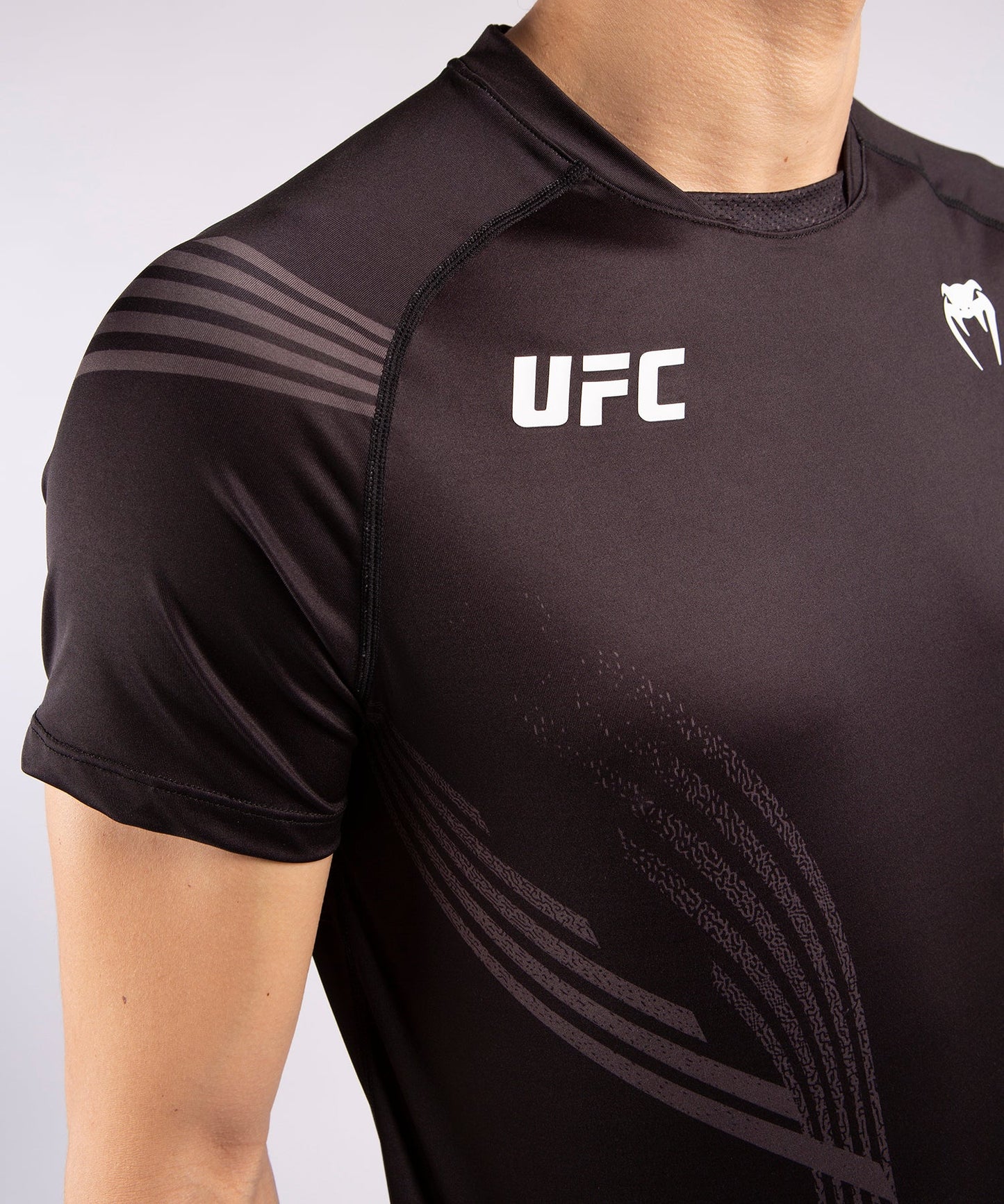 Men's UFC Venum Pro Line Technical T-Shirt - Black