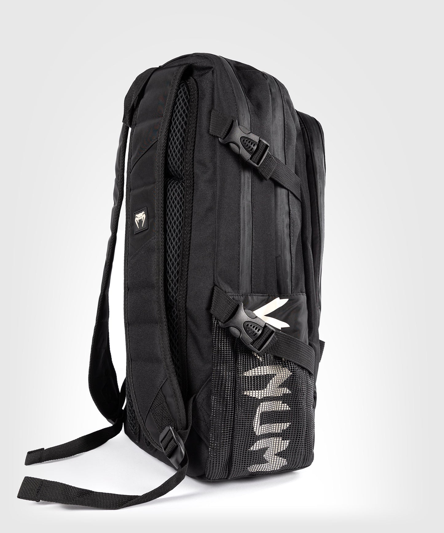 Venum Shockwave Zaino (20-25L) - Nero