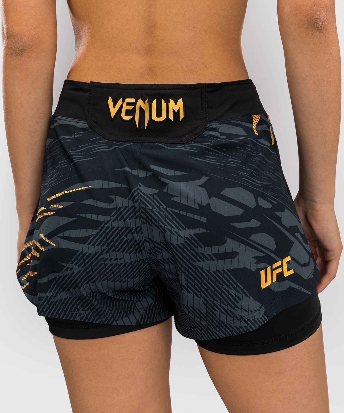 UFC Fusion by Venum Authentic Fight Night Damen Fight Short - Champion