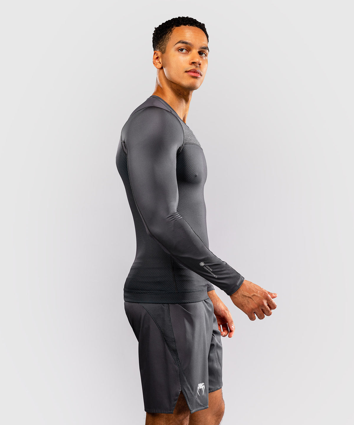 Rashguard manches longues Venum G-Fit Scale - Gris
