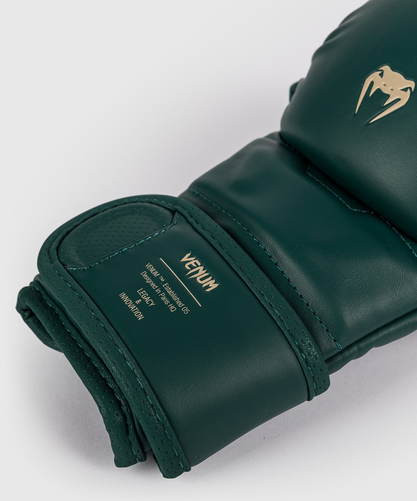 Venum Impact Evo MMA-Sparring-Handschuhe - Schokoladenbraun