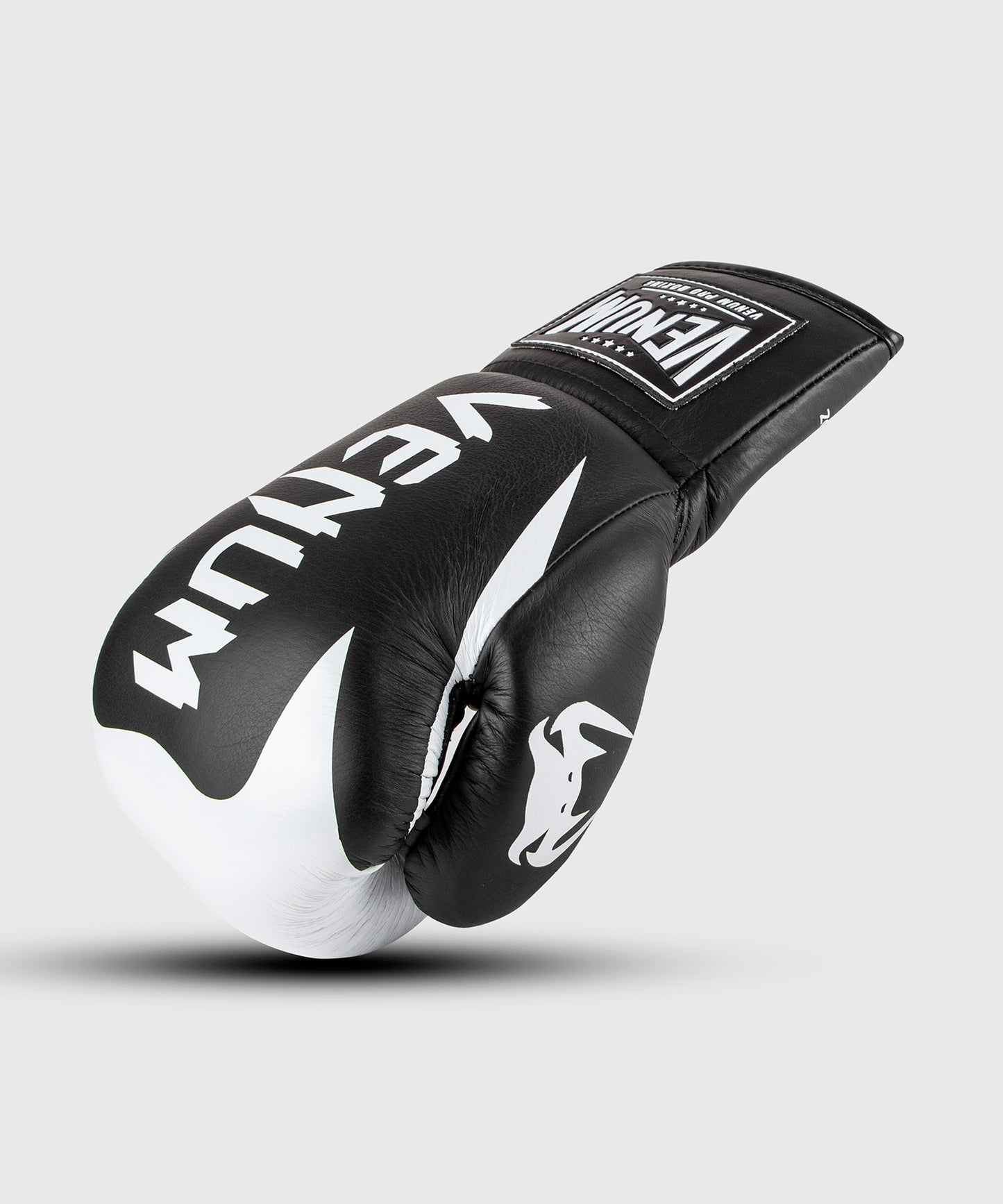Guantes de boxeo Venum Hammer Pro con cordones - Negro/Blanco