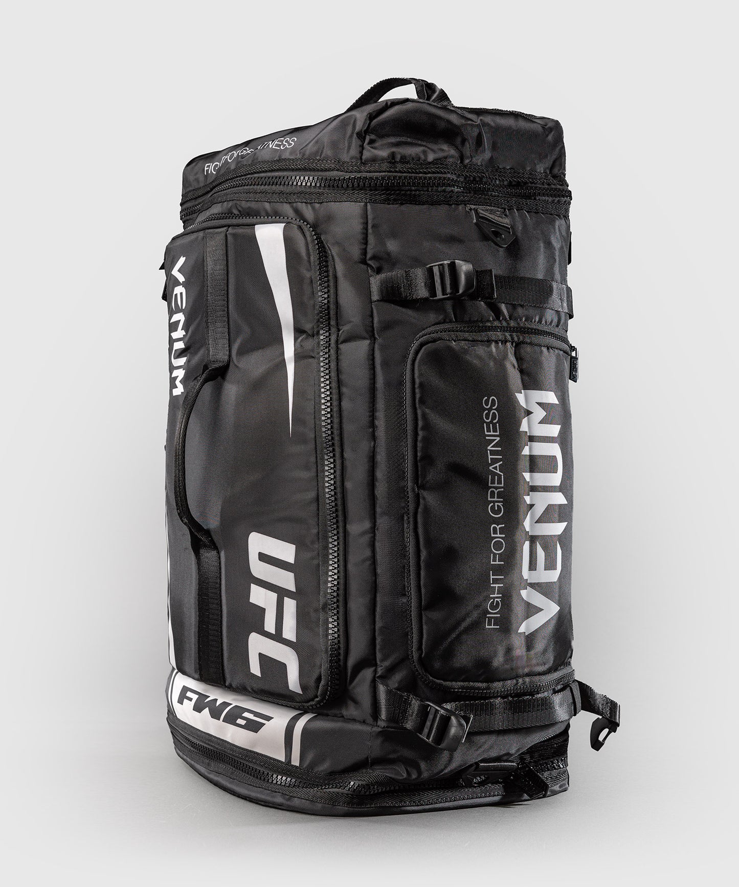 UFC Unity by Venum Authentic Fight Week Ausrüstungstasche – Schwarz/Weiß