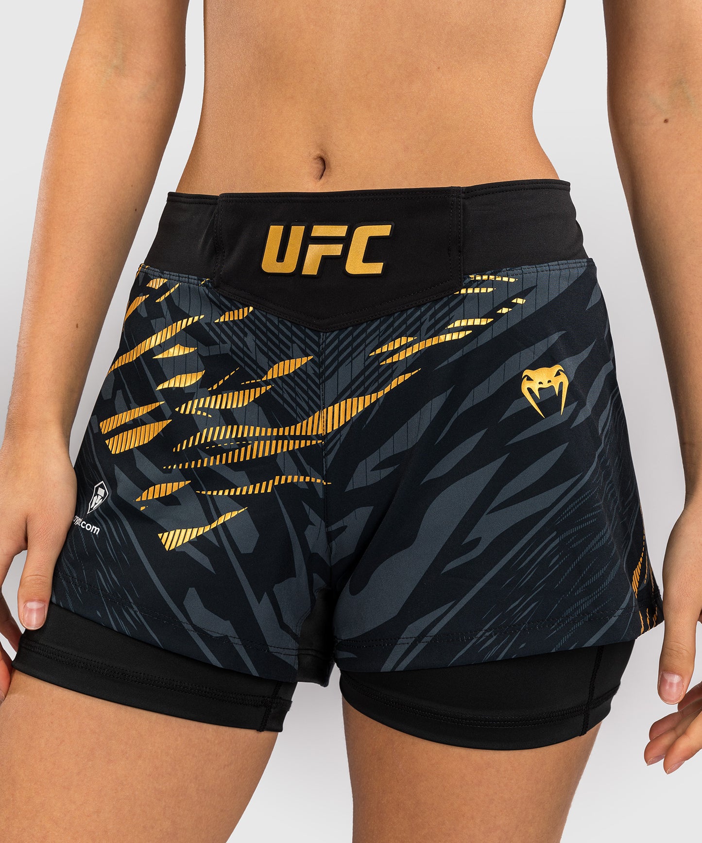 UFC Fusion by Venum Authentic Fight Night Damen Fight Short - Champion