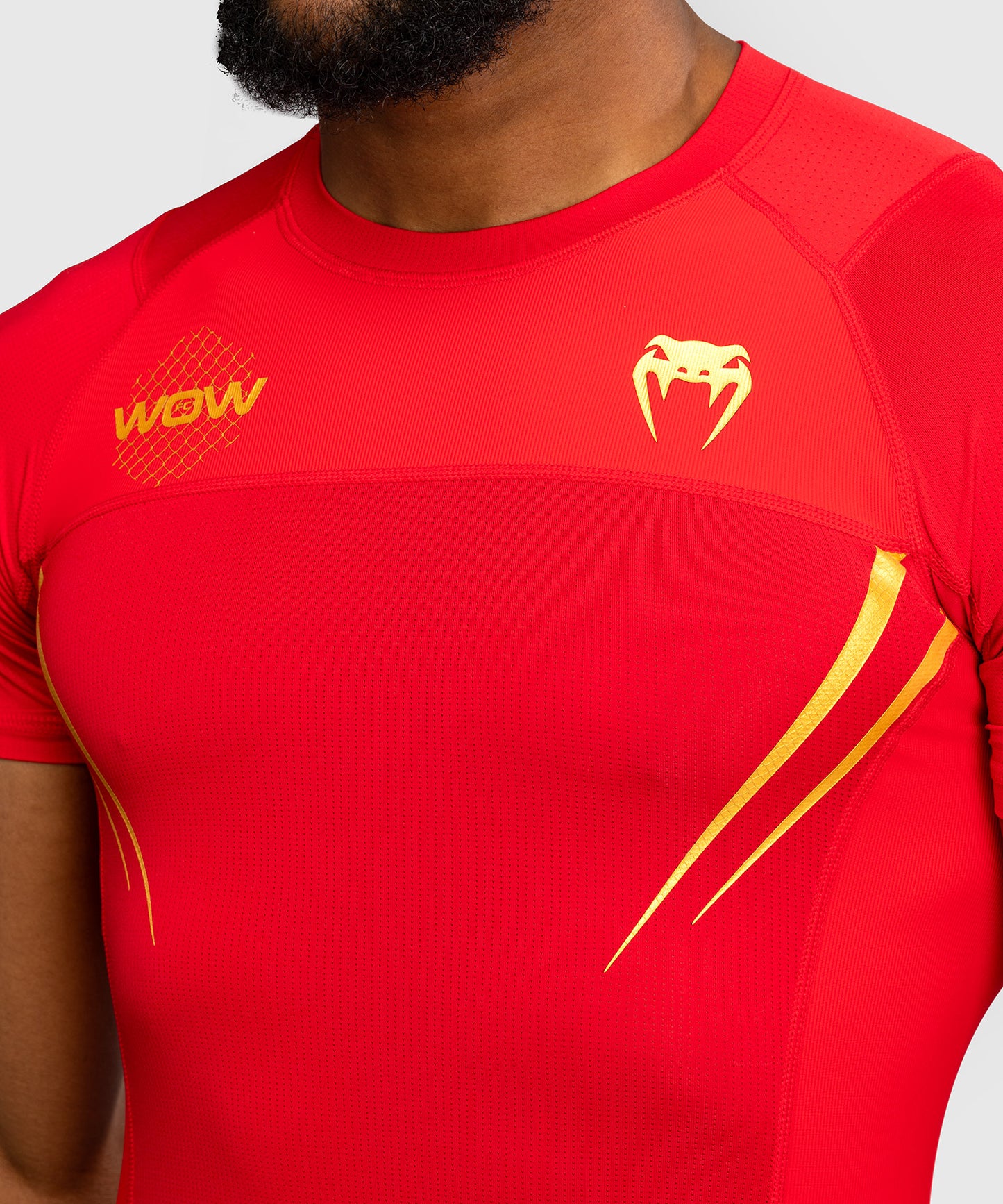Venum x WOW FC Kurzarm Rashguard - Fury Red/ Gold
