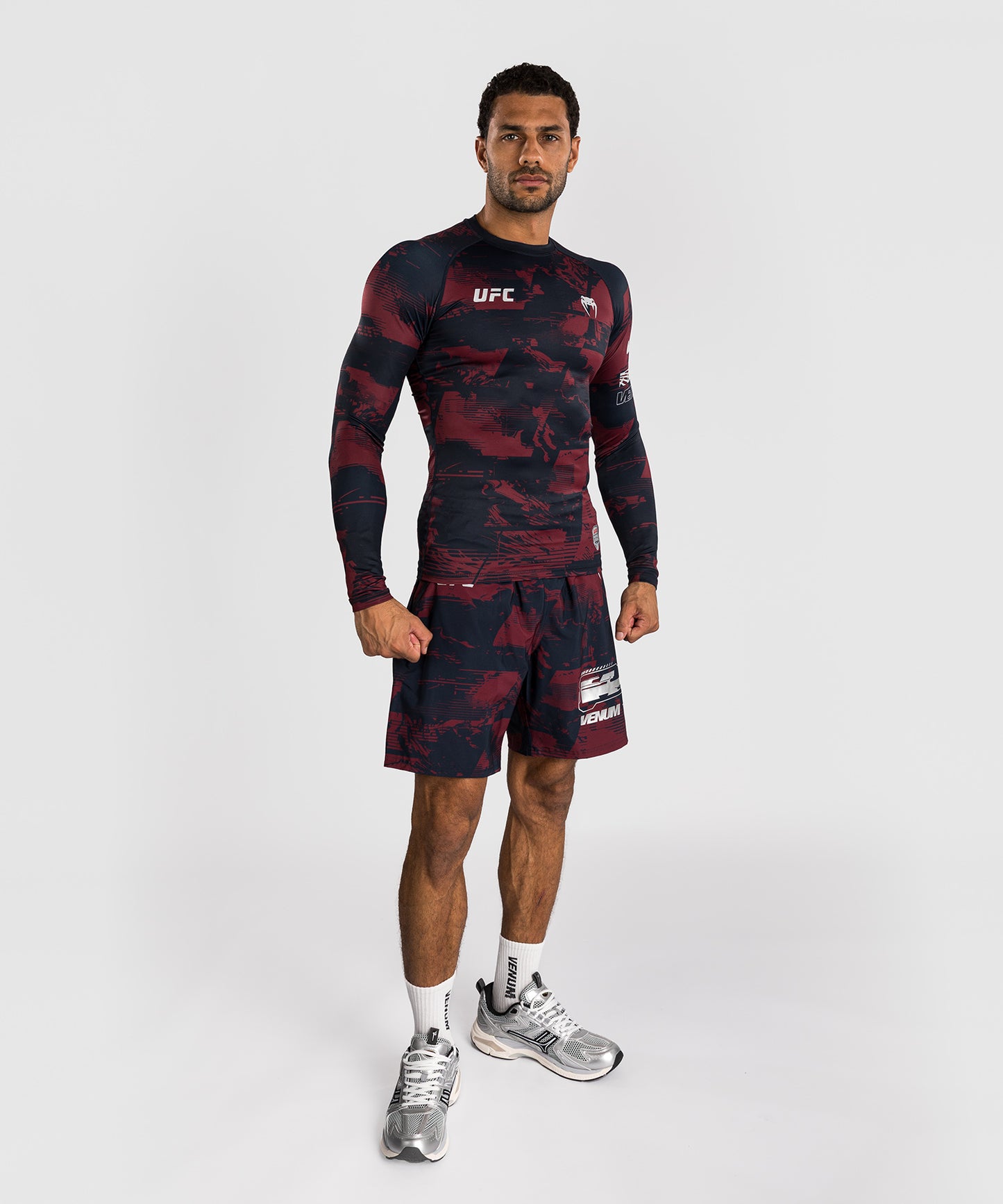UFC Zenith by Venum Authentic Fight Week Rashguard de manga larga Performance Hombre - Azul marino/Burdeos/Plateado