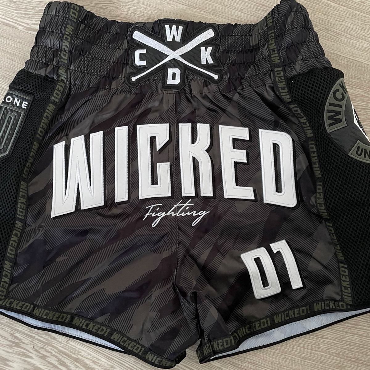 Short de Muay Thai Wicked One Offensive - Kaki