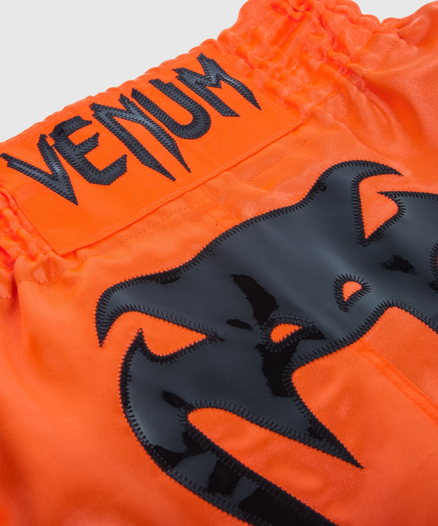Short de Boxe Thaï Venum Bangkok Inferno - Neo Orange