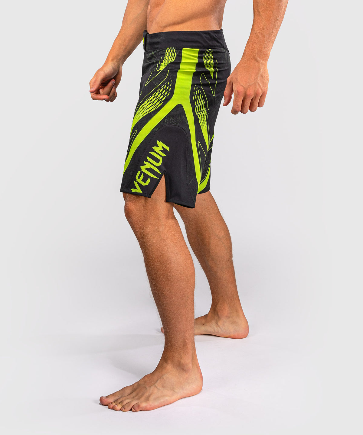 Venum Amazonia Reborn Pantalón corto de MMA - Negro/Verde