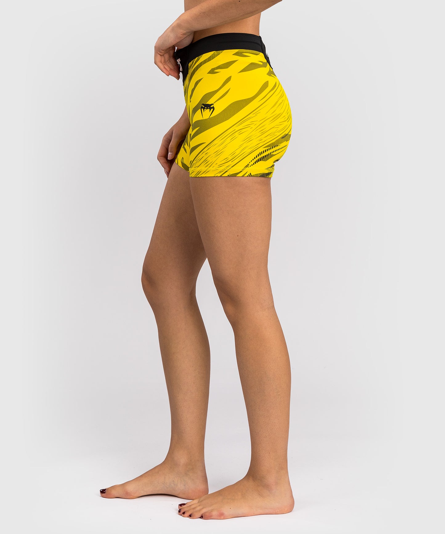 UFC Fusion by Venum Authentic Fight Night Damen Vale Tudo Short - Short Fit - Gelb