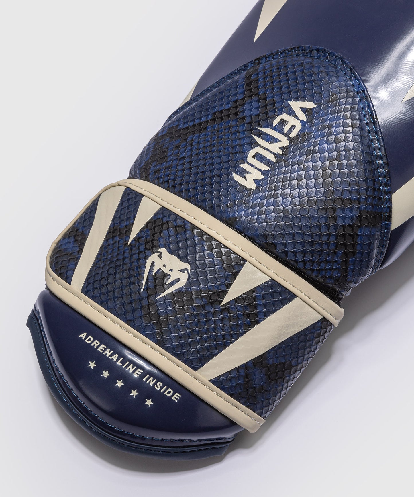 Venum Challenger 4.0 Scales Boxing Gloves - Midnight Blue