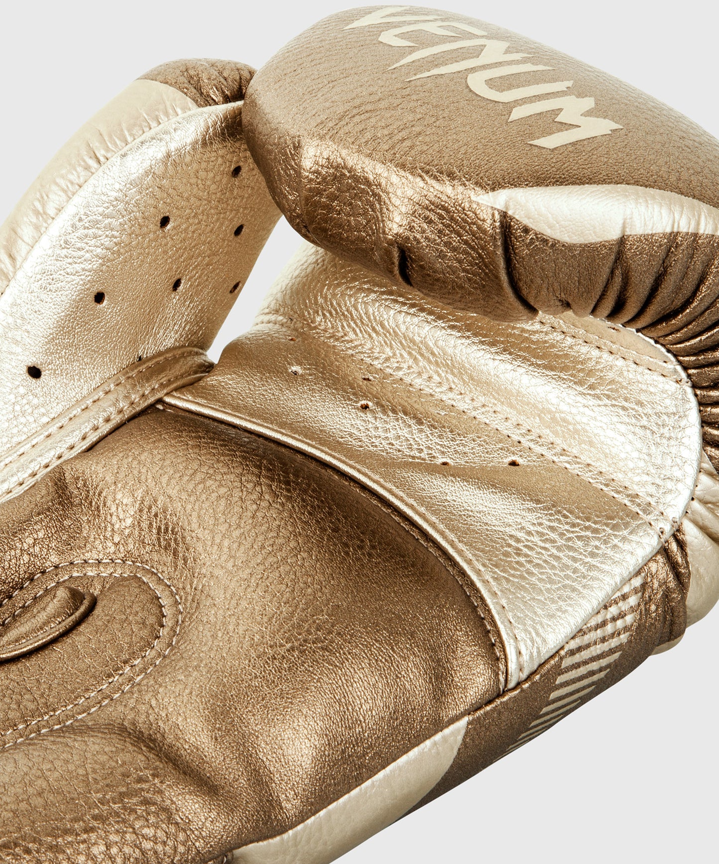 Gants de boxe Venum Impact – Or