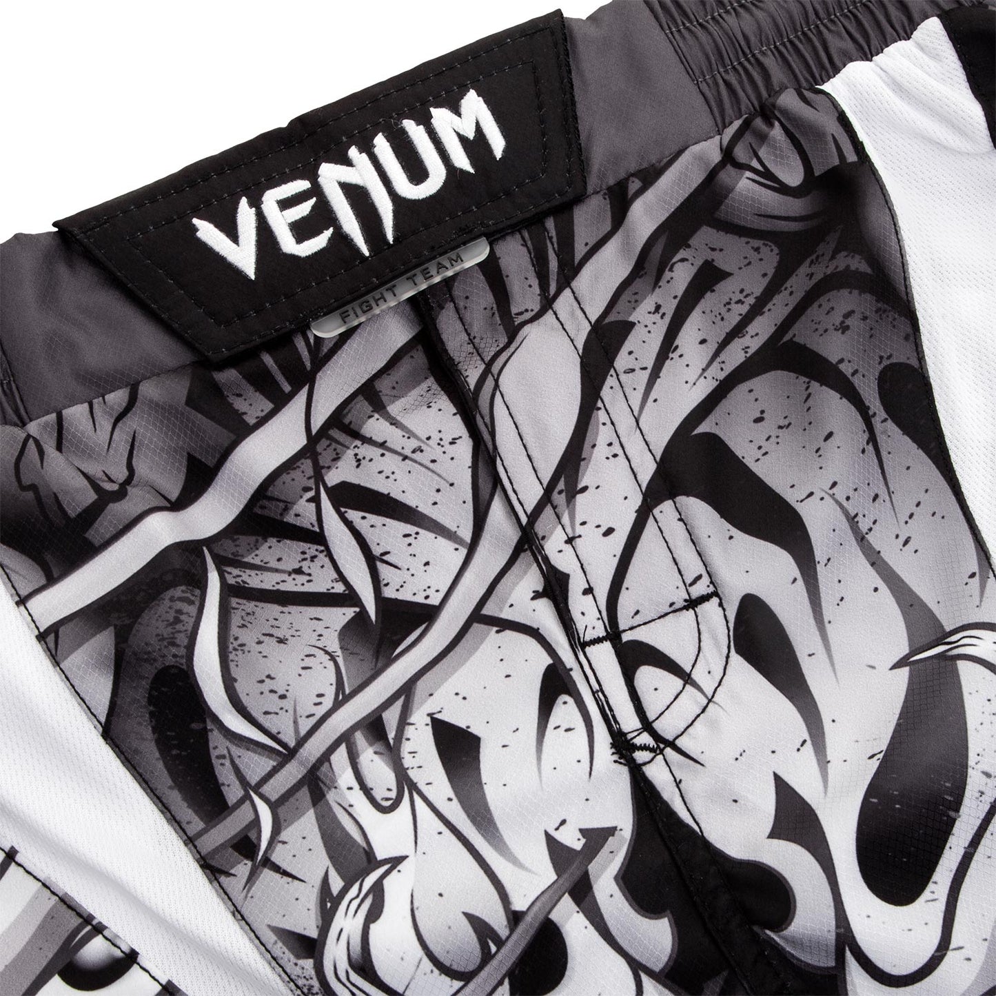 Venum Devil Fightshorts - White/Black