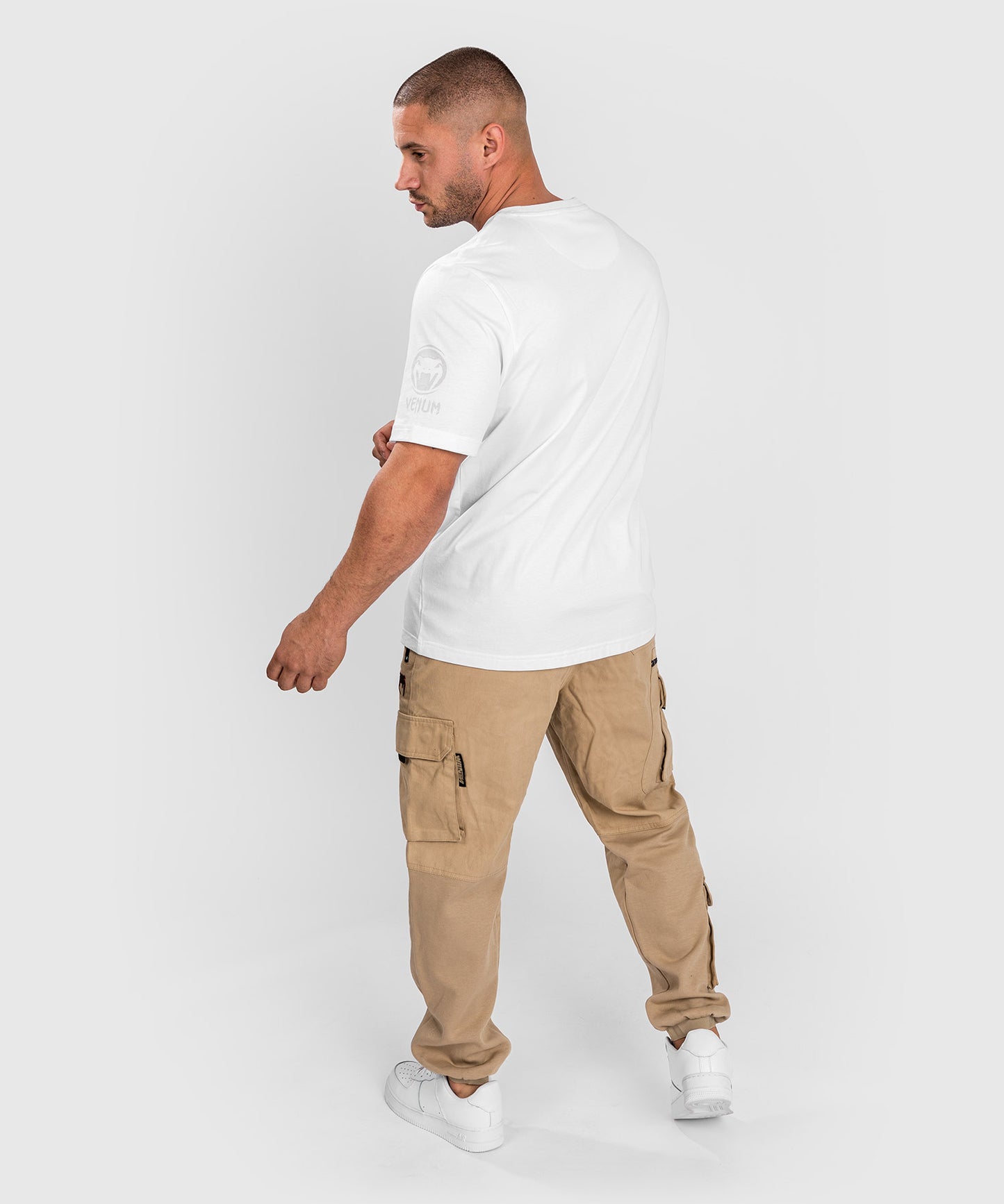 Camiseta Venum Giant Regular Fit - Blanco