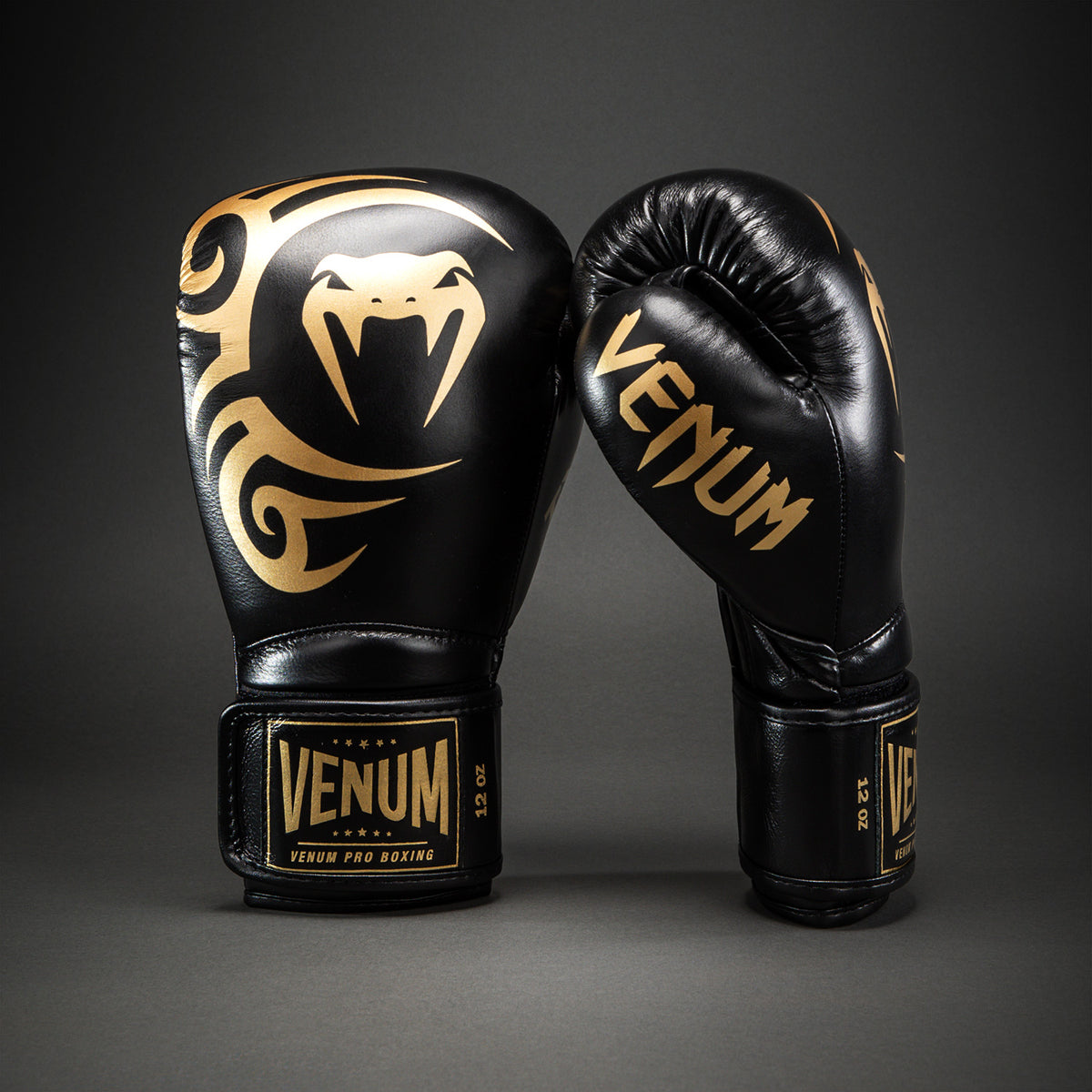Gants de boxe Venum Giant 2.0 Mike Tyson Pro – Noir/Or + Sac inclus