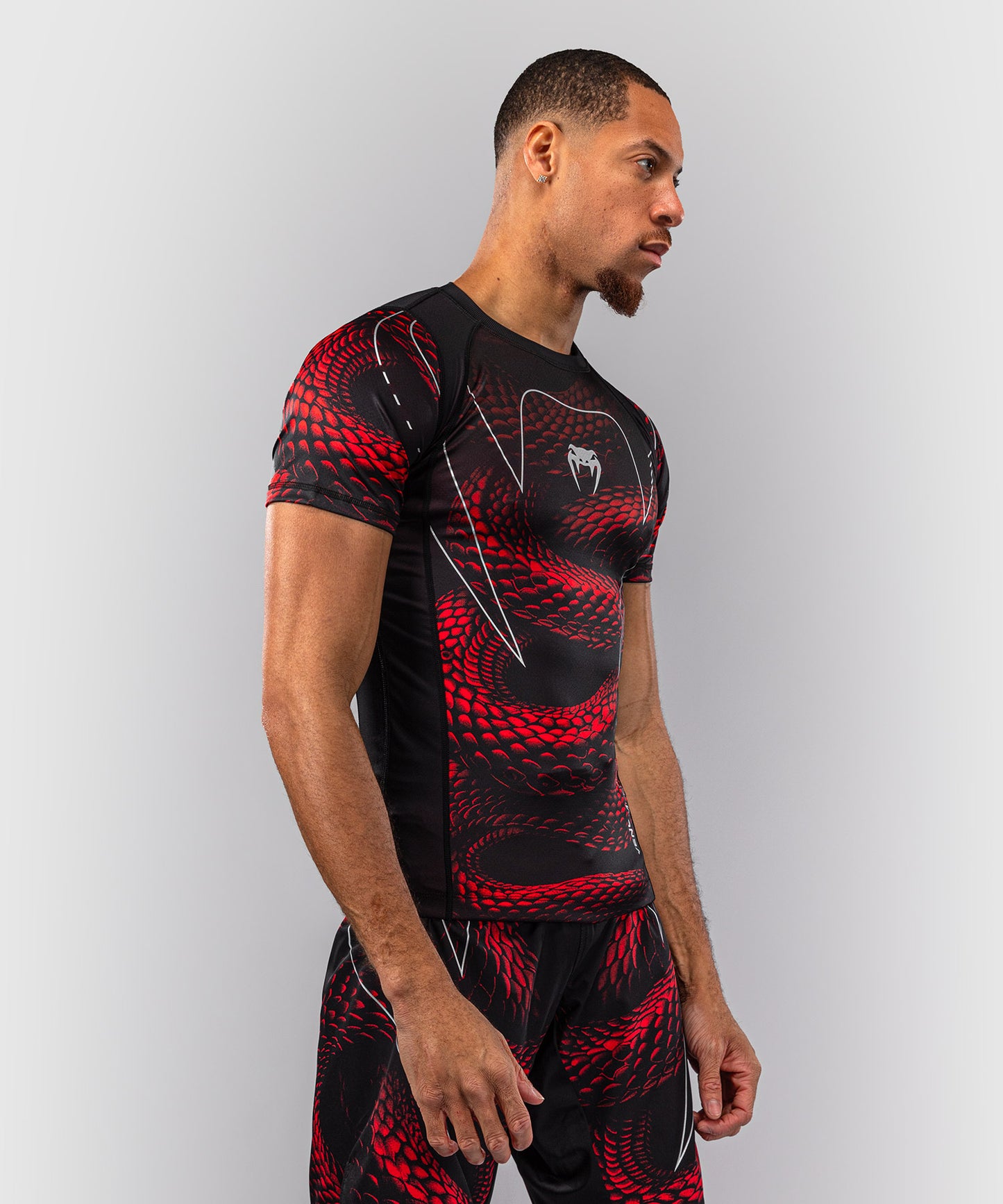 Venum Matupa Rashguard Manga Corta - Negro/Rojo/Gris Plateado