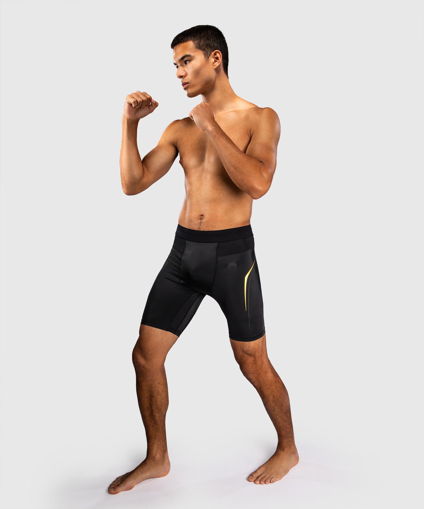 Venum G-Core Vale Tudo Kompressionsshort - Schwarz/Gold