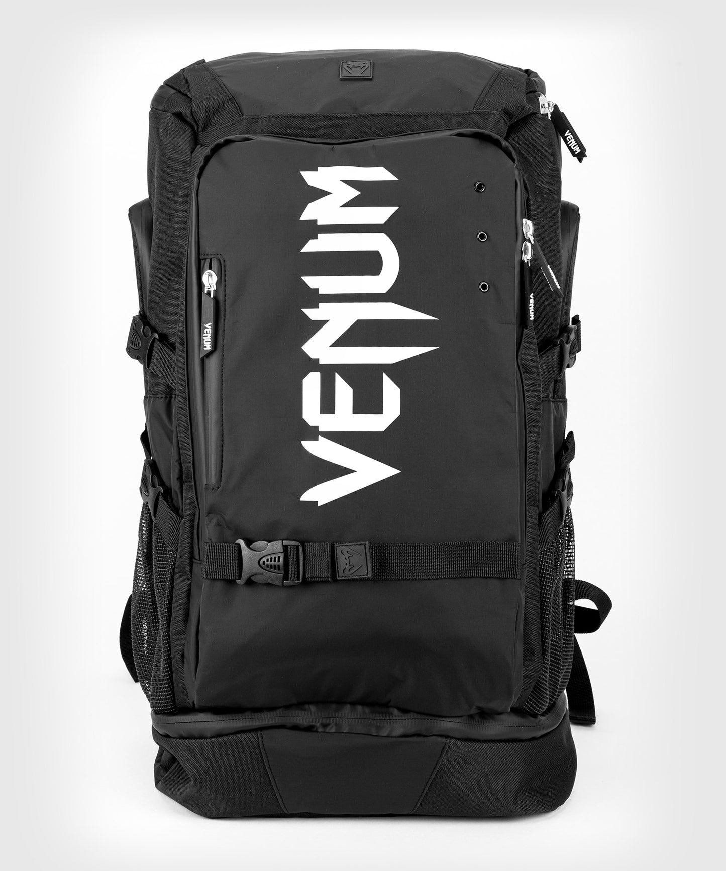 Sac à Dos Venum Challenger Xtrem Evo (50-63L) – Noir/Blanc