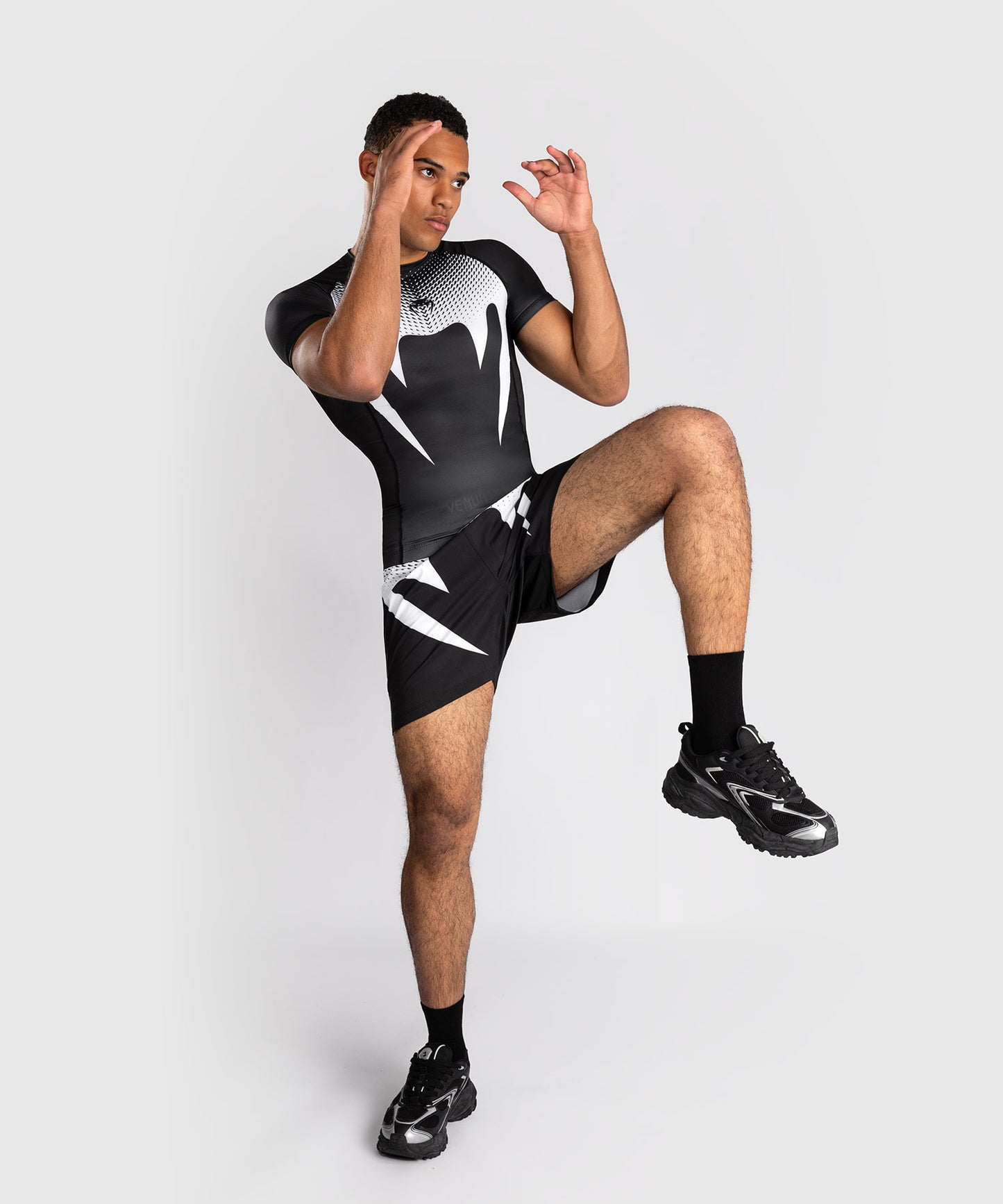 Venum No Gi Rashguards - Black/White