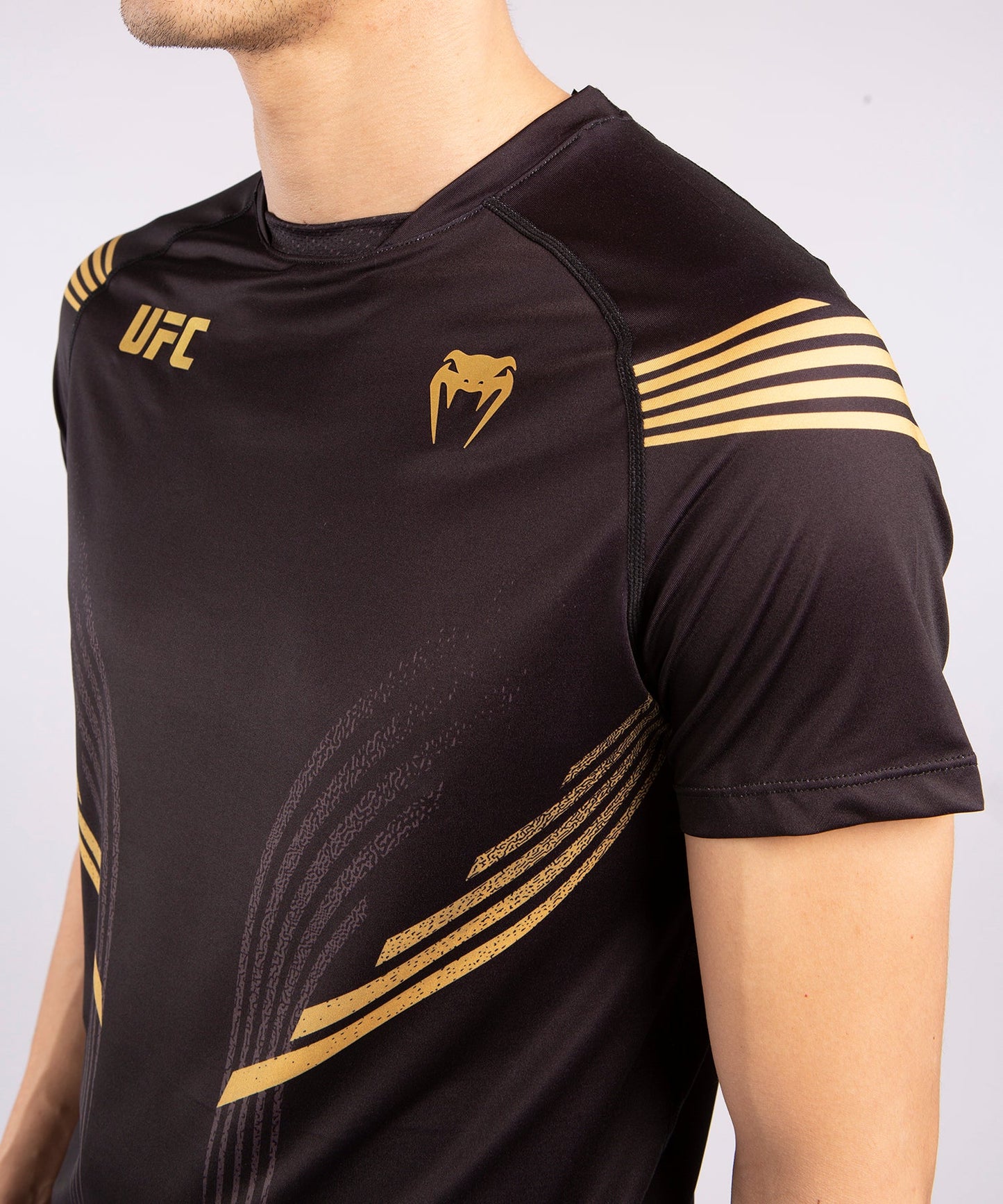 Men's UFC Venum Pro Line Technical T-Shirt - Champion