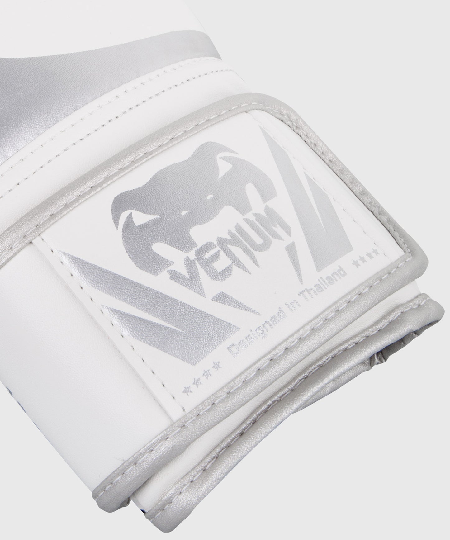 Guantes de Boxeo Venum Challenger 2.0 - Blanco/Plateado