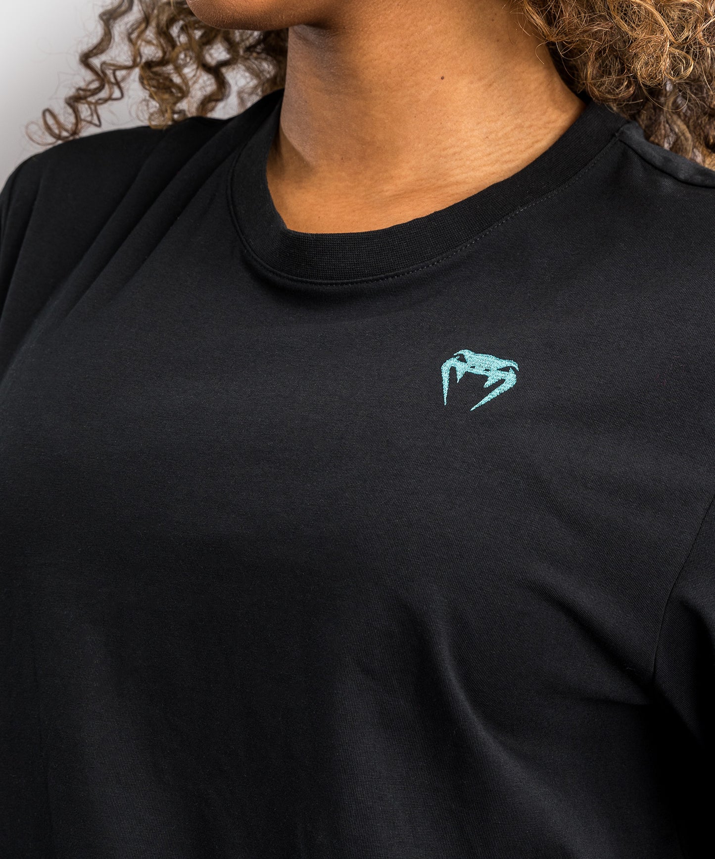 T-shirt Oversized Venum x Demi – Noir