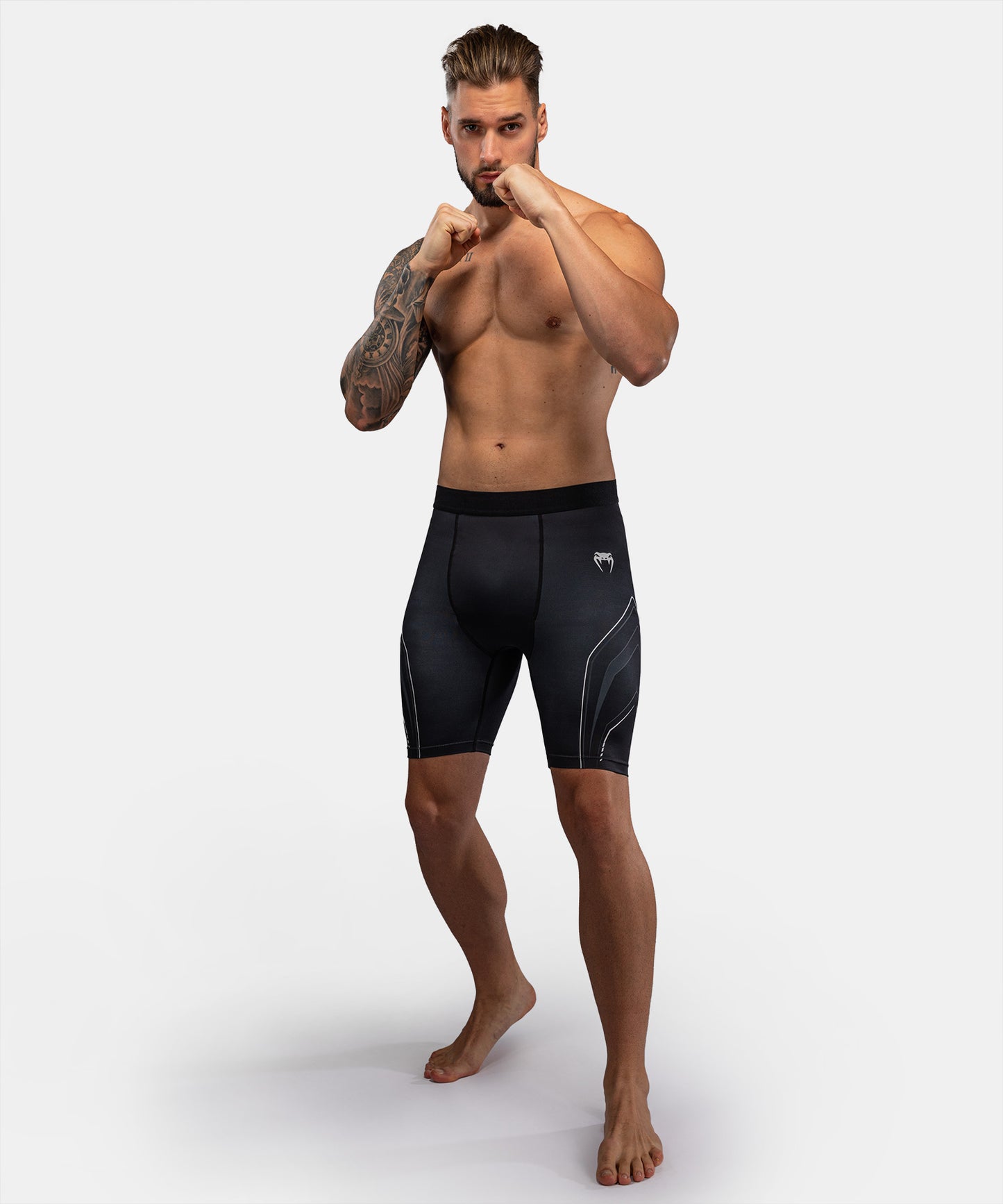 Venum Streamline Vale Tudo Shorts – Schwarz/Weiß
