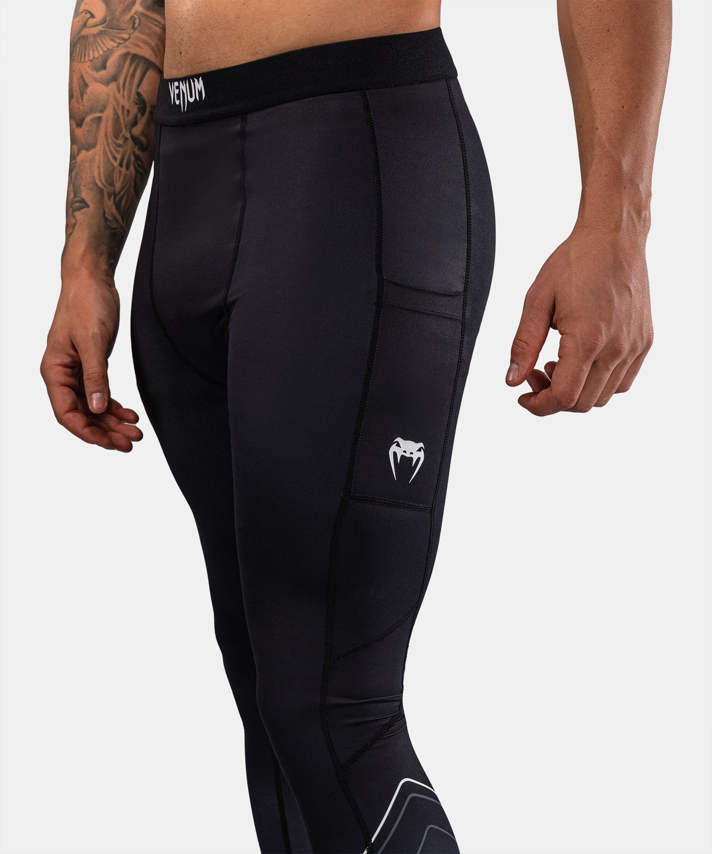 Venum Streamline Spats – Schwarz/Weiß