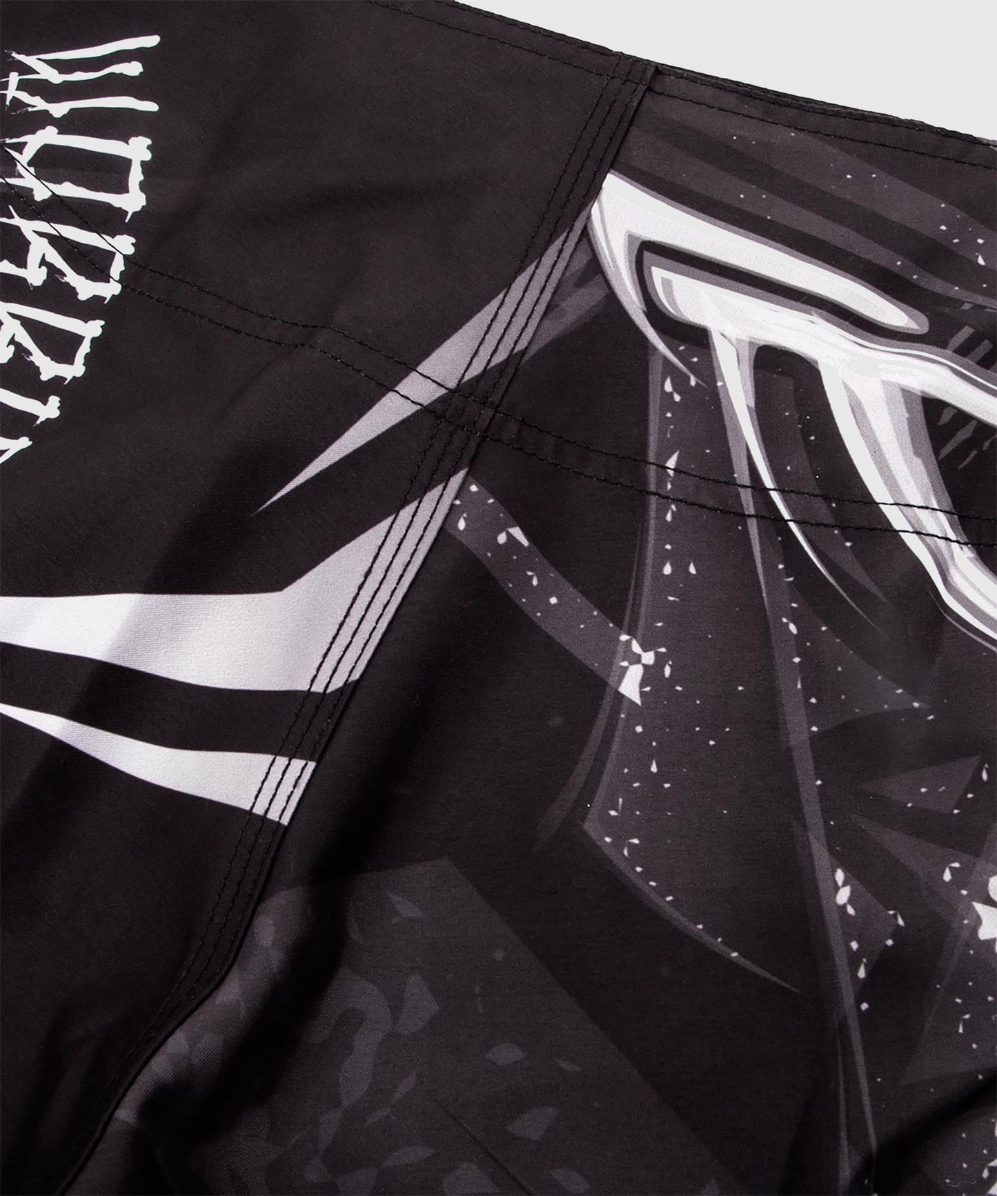 Venum Gladiator 3.0 Fightshorts - Black/White