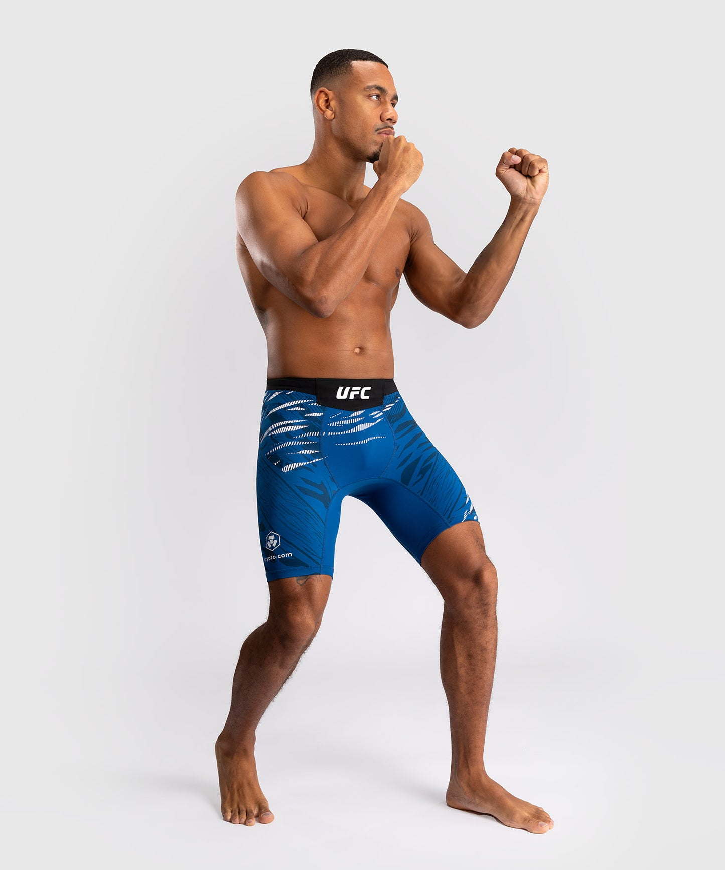 UFC Fusion by Venum Authentic Fight Night Vale Tudo Shorts para Hombre - Azul