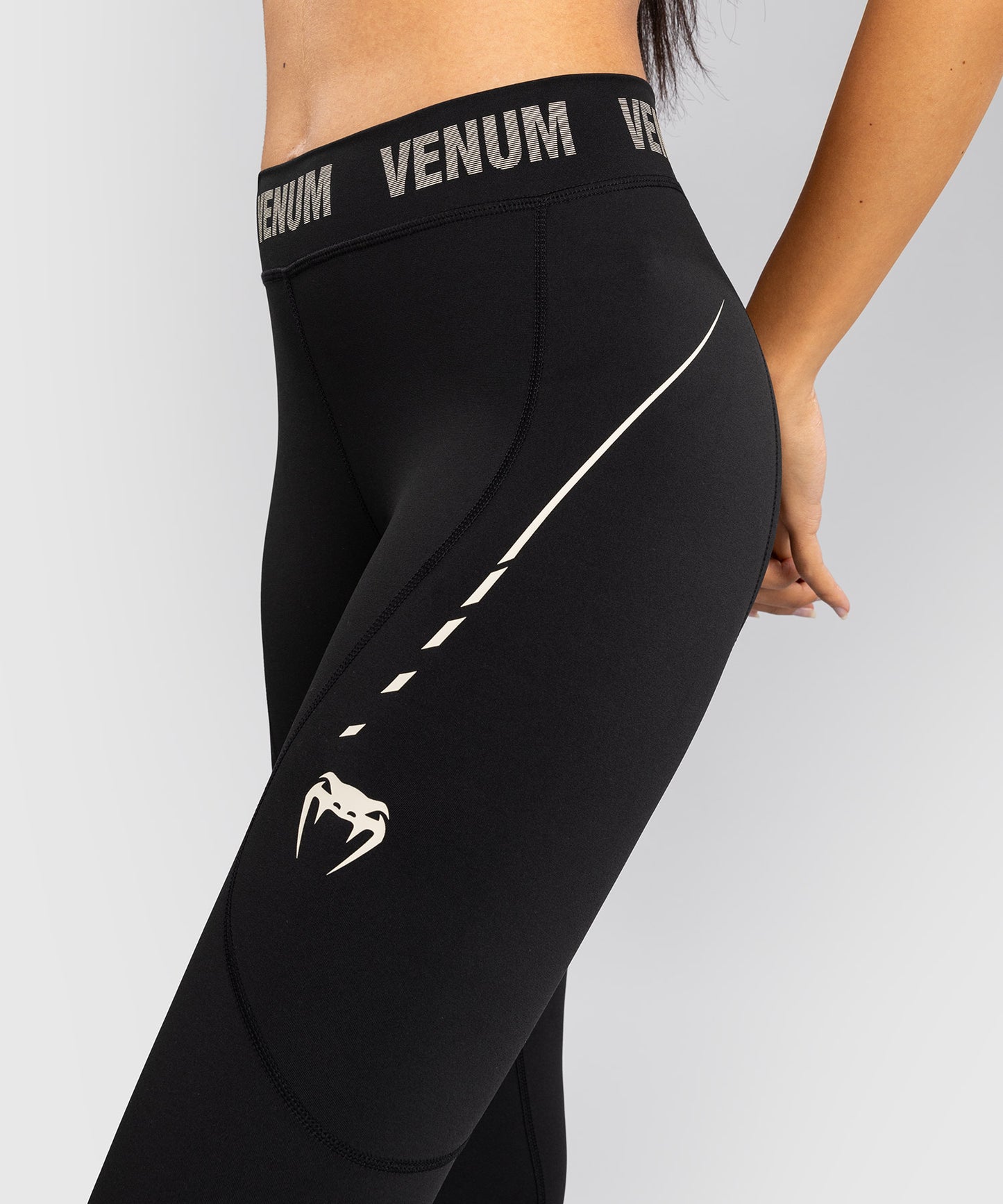 Venum Adrenaline Leggings da donna – Nero/Avorio