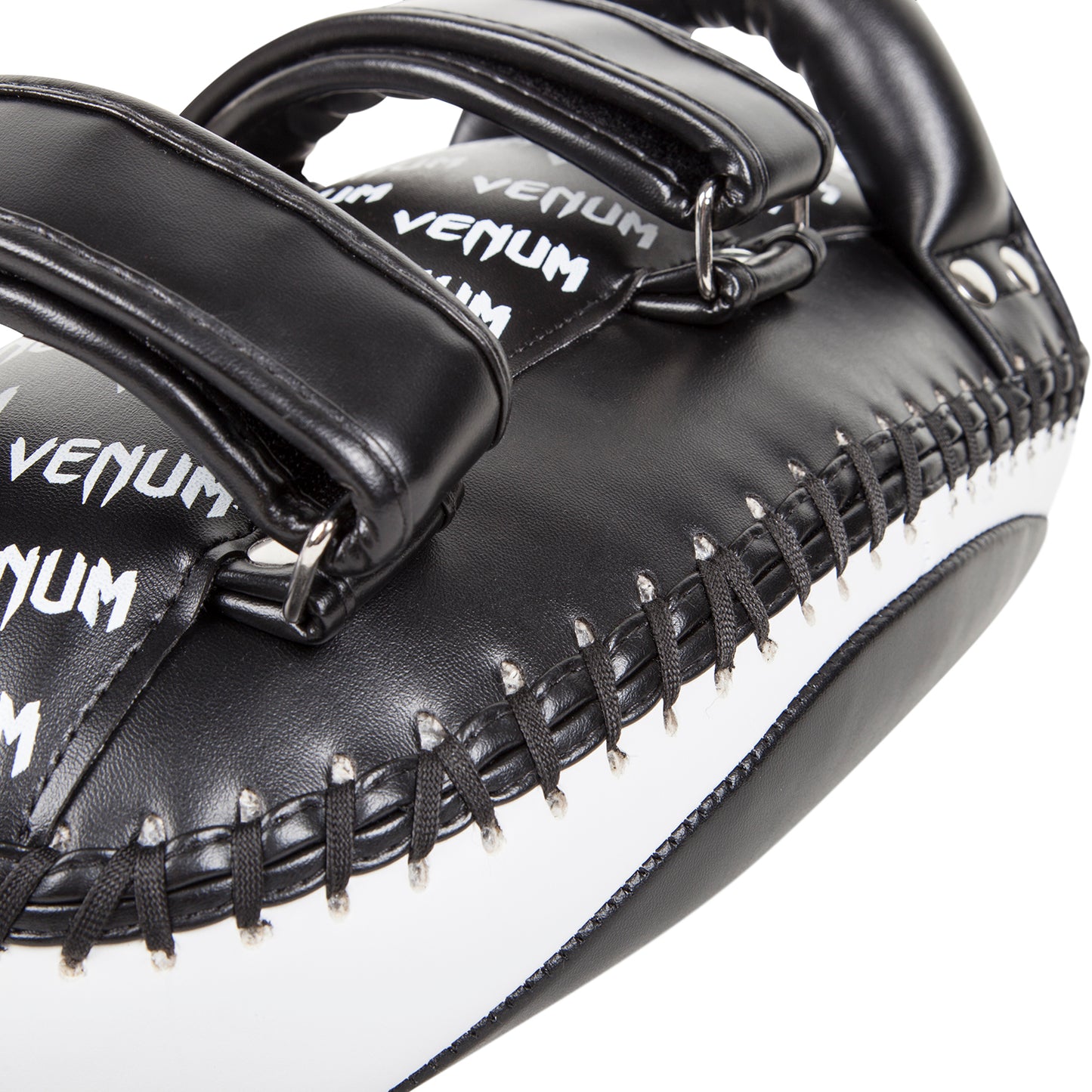 Paos de Kick Venum Light – Cuir Skintex – Noir/Blanc glacé (Paire)