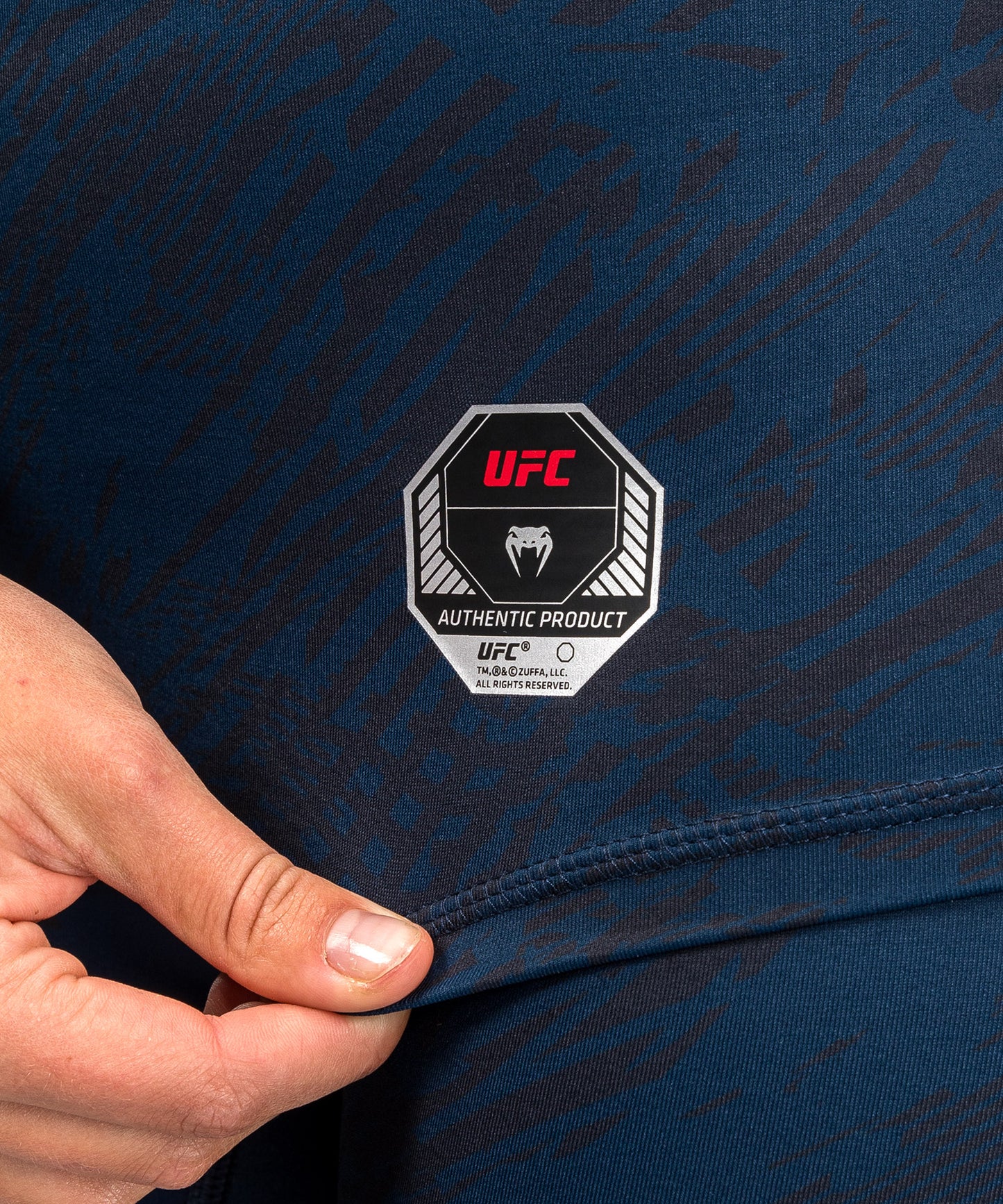 UFC Fusion by Venum Fight Week Damen Performance Langarm Rashguard - Ozeanisches Blau