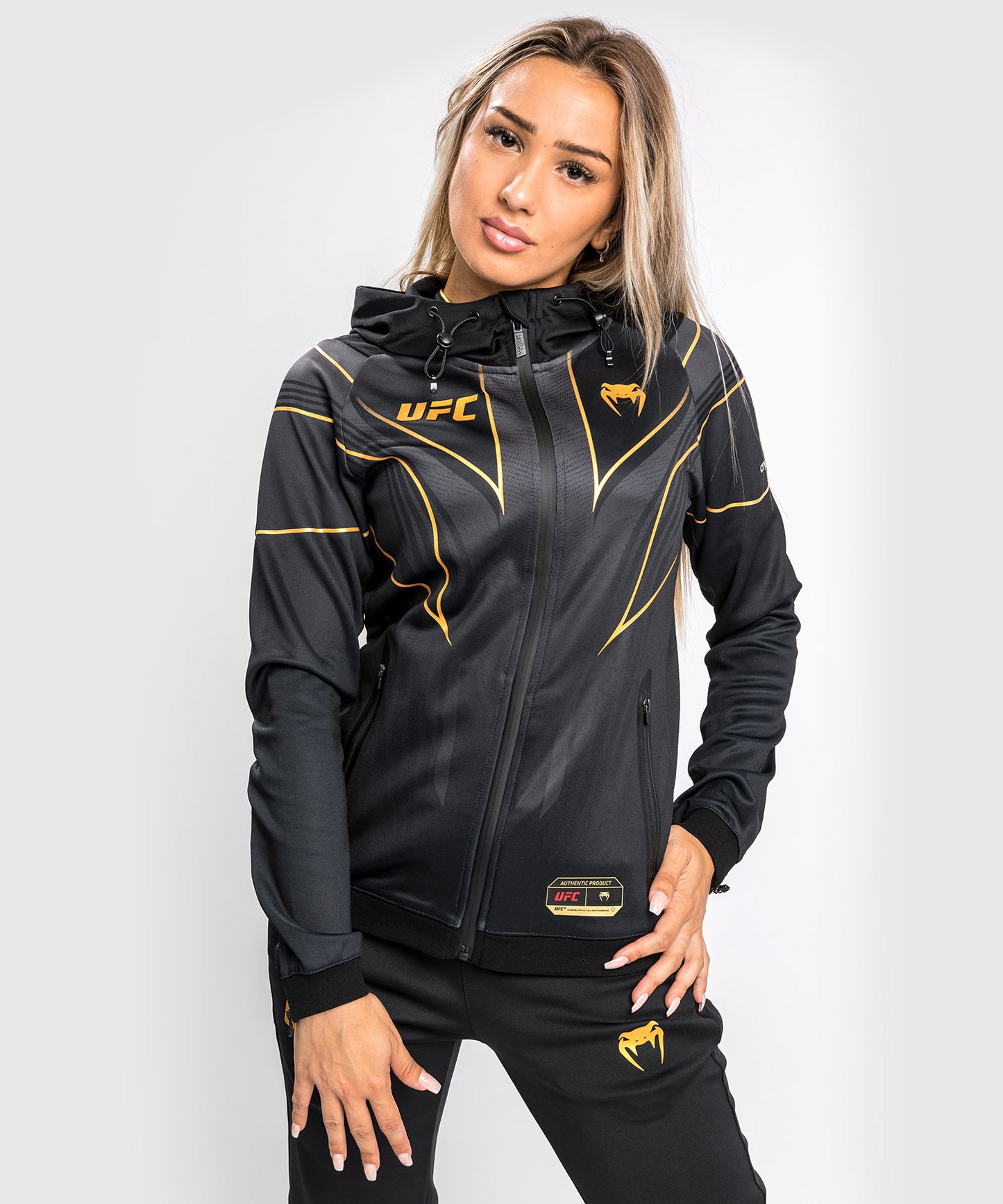 UFC Venum Authentic Fight Night 2.0 Frauen Walkout Hoodie - Champion
