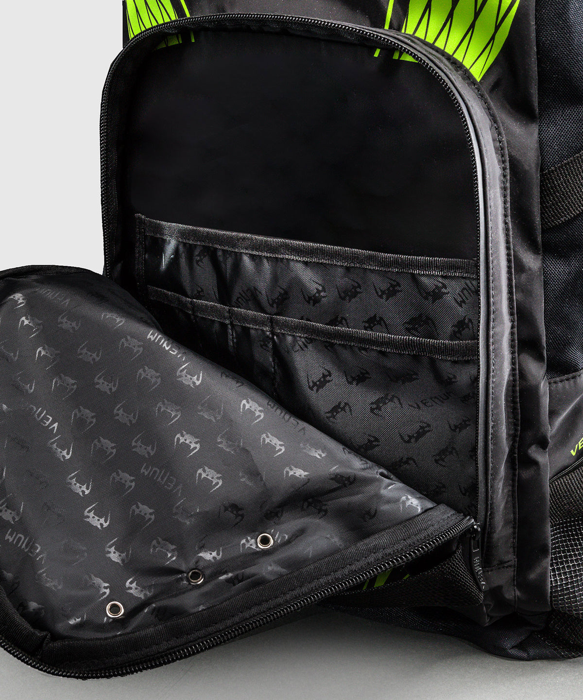 Venum Amazonia Reborn Zaino (15-25 L) - Nero/Verde