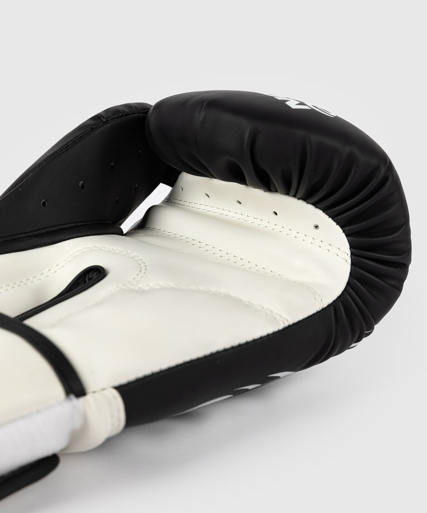 Venum Giant 2.0 Mike Tyson Pro Guanti da boxe - Nero Profondo/Bianco Ottico