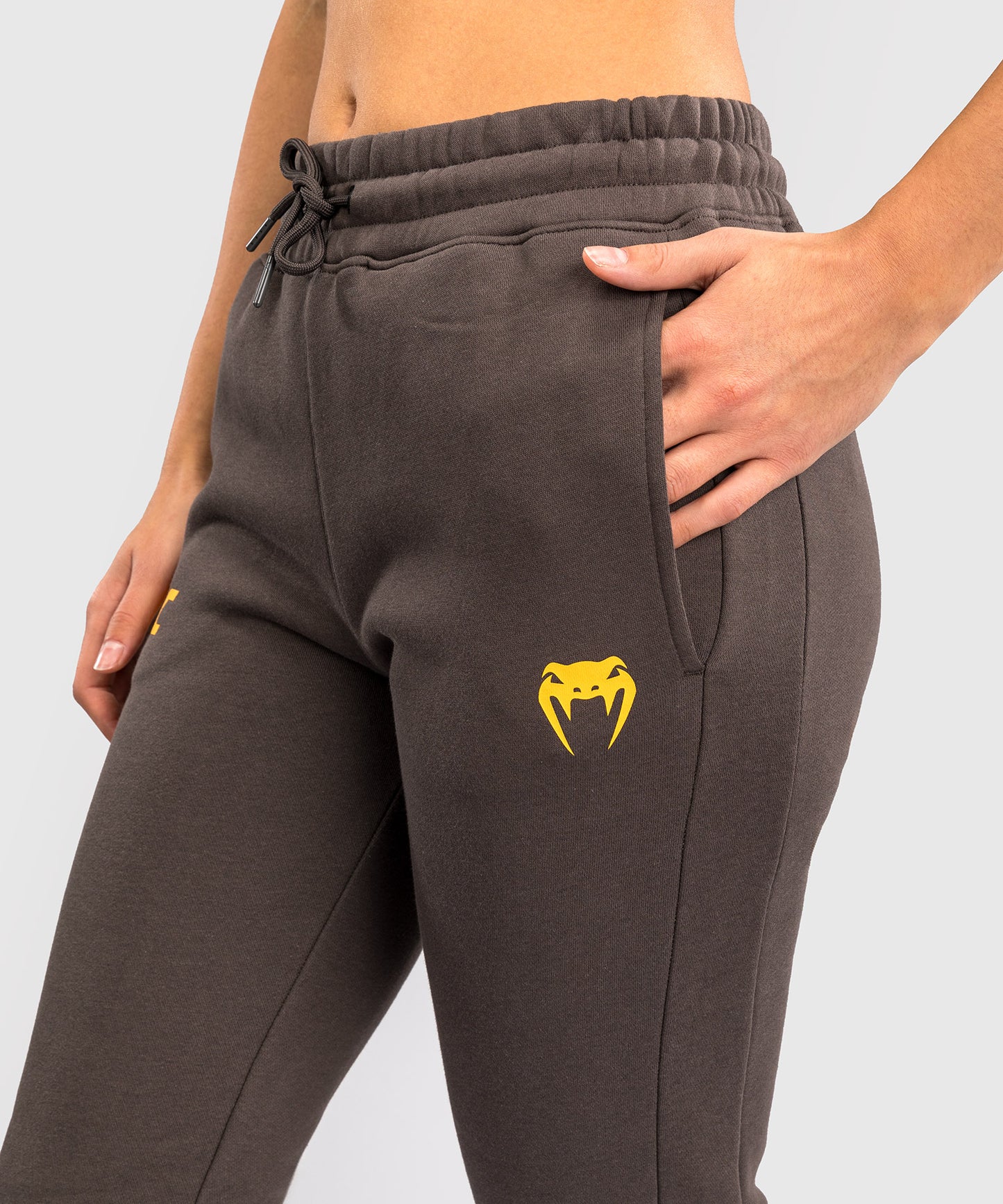 UFC Fusion by Venum Fight Week Pantalón de Algodón para Mujer - Solid Marrón tierra