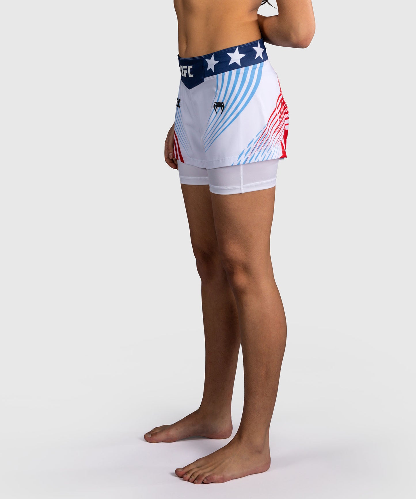 Official UFC Freedom 250 by Venum Authentic Fight Night Fight Shorts für Damen - Weiß