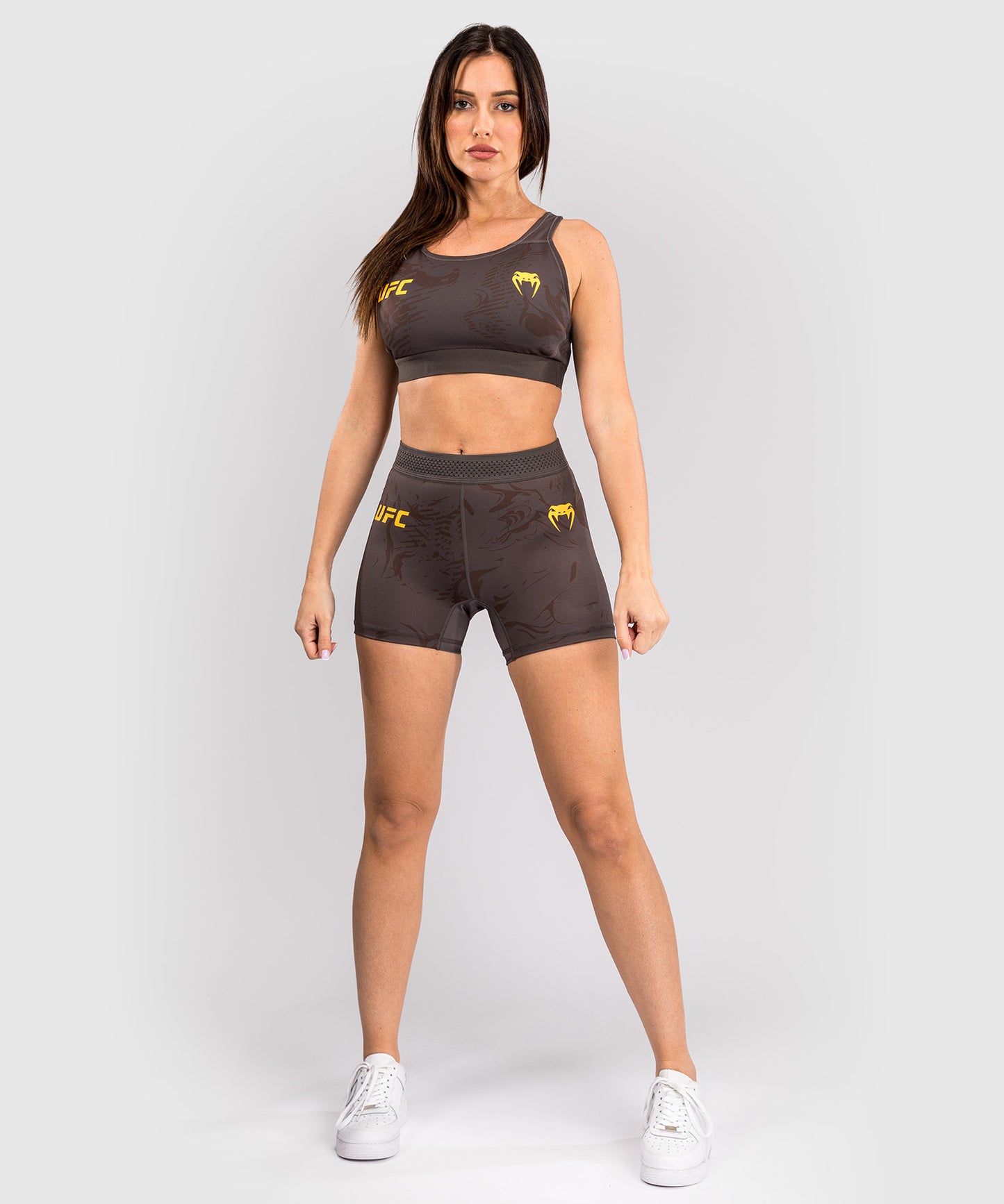 UFC Fusion by Venum Fight Week Vale Tudo Shorts para Mujer - Marrón tierra